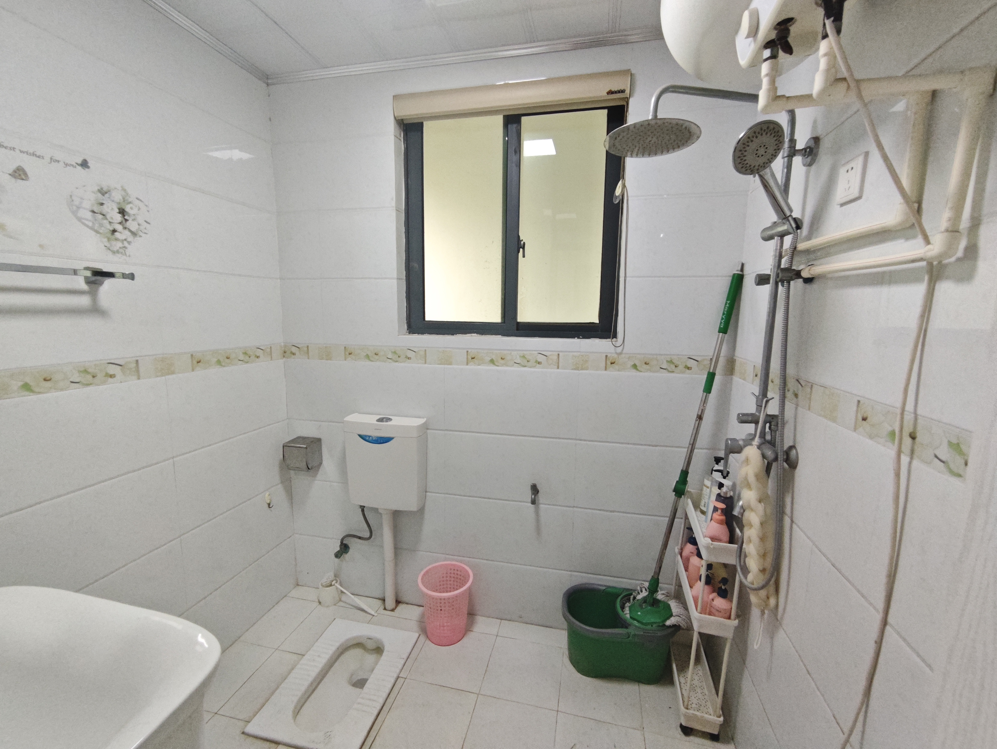 文博府B区  2室1厅1卫   2300.00元/月室内图