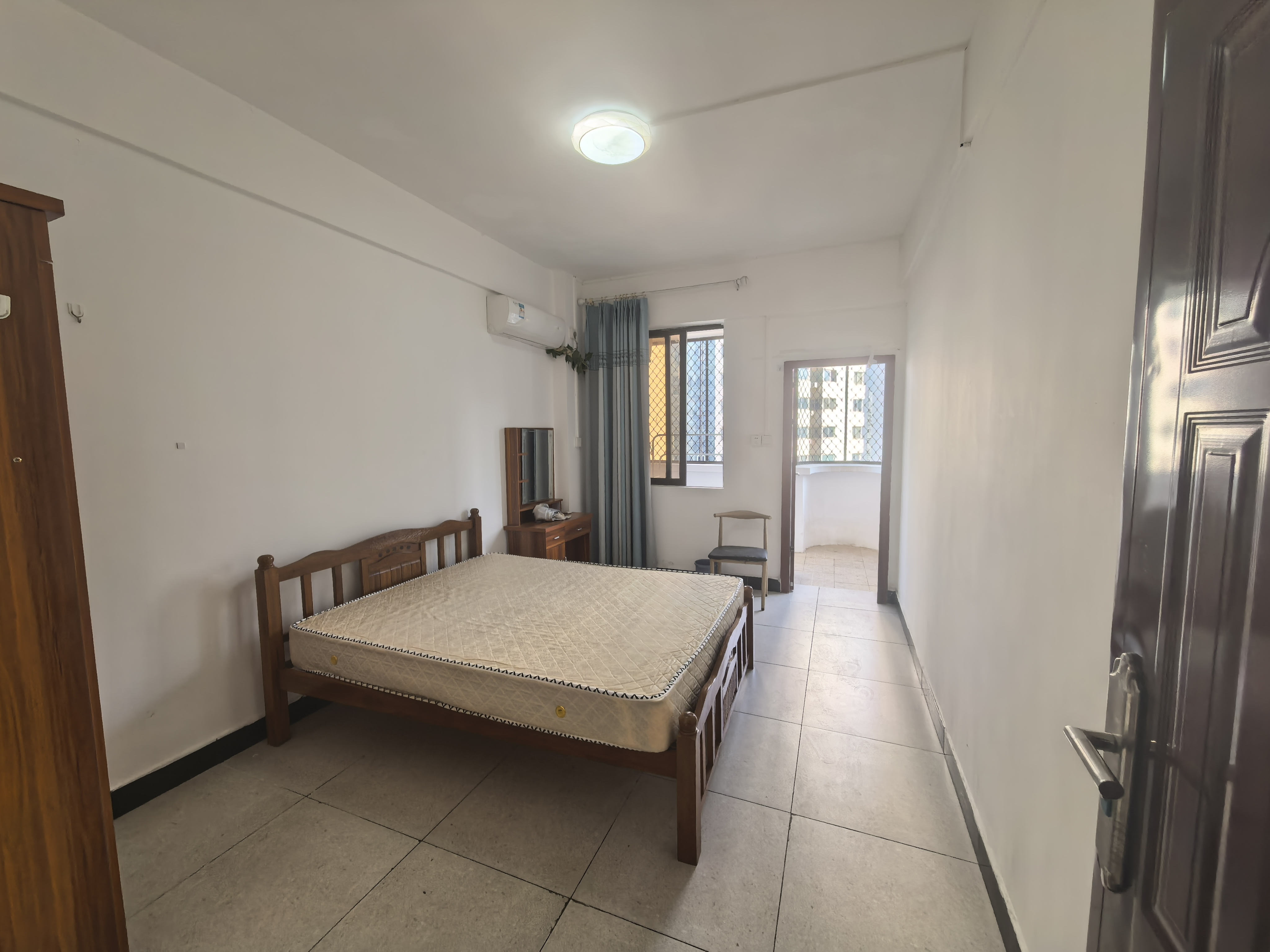 华昌大厦 2室1厅1卫 2100.0元/月 华昌大厦 2室1厅1卫 2100.0元/月室内图