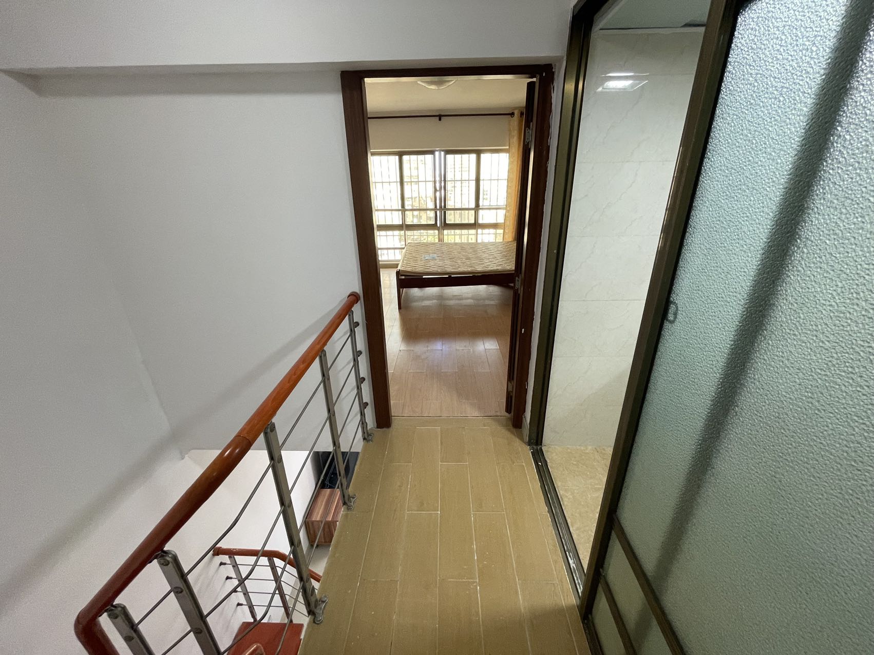 华林广场 2室2厅1卫 2000.0元/月 华林广场 2室2厅1卫 2000.0元/月室内图