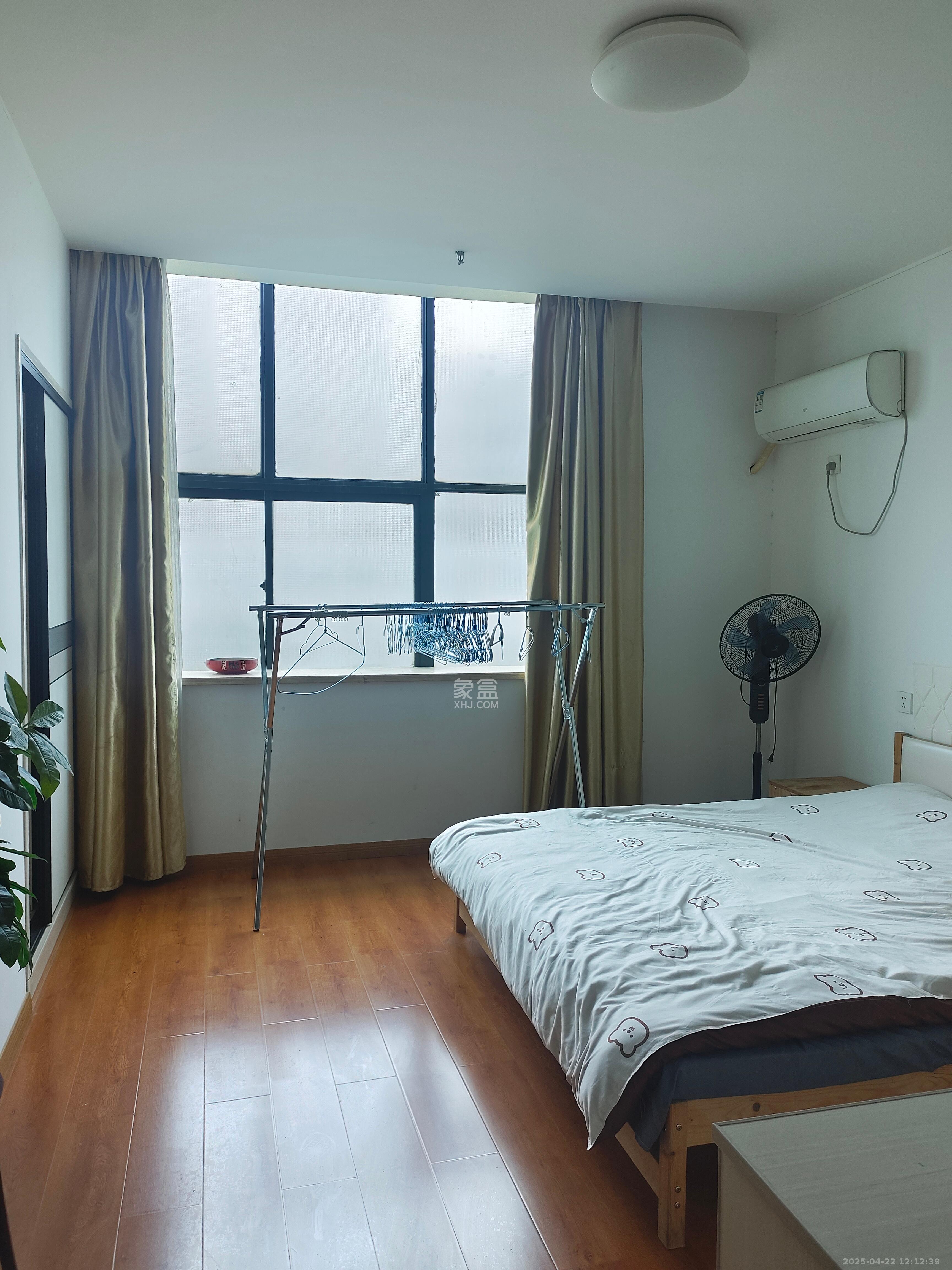 红星商务楼（红星蔬菜批发大市场）   58.65㎡      1200.0元/月室内图