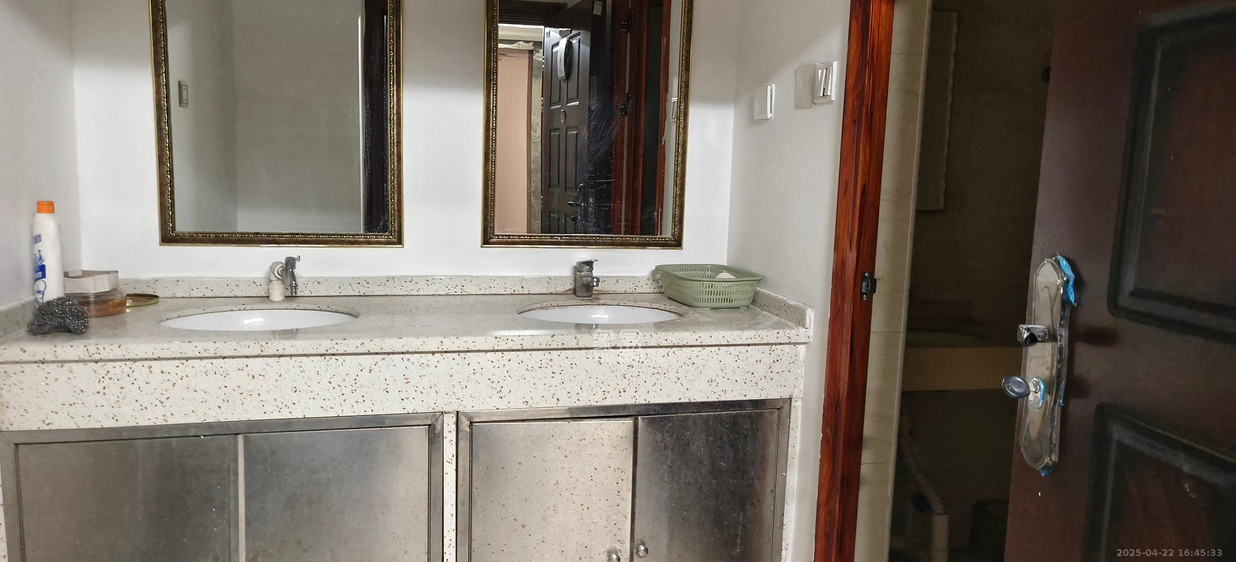 阳光锦城 1室1厅1卫 1600.0元/月 阳光锦城 1室1厅1卫 1600.0元/月室内图