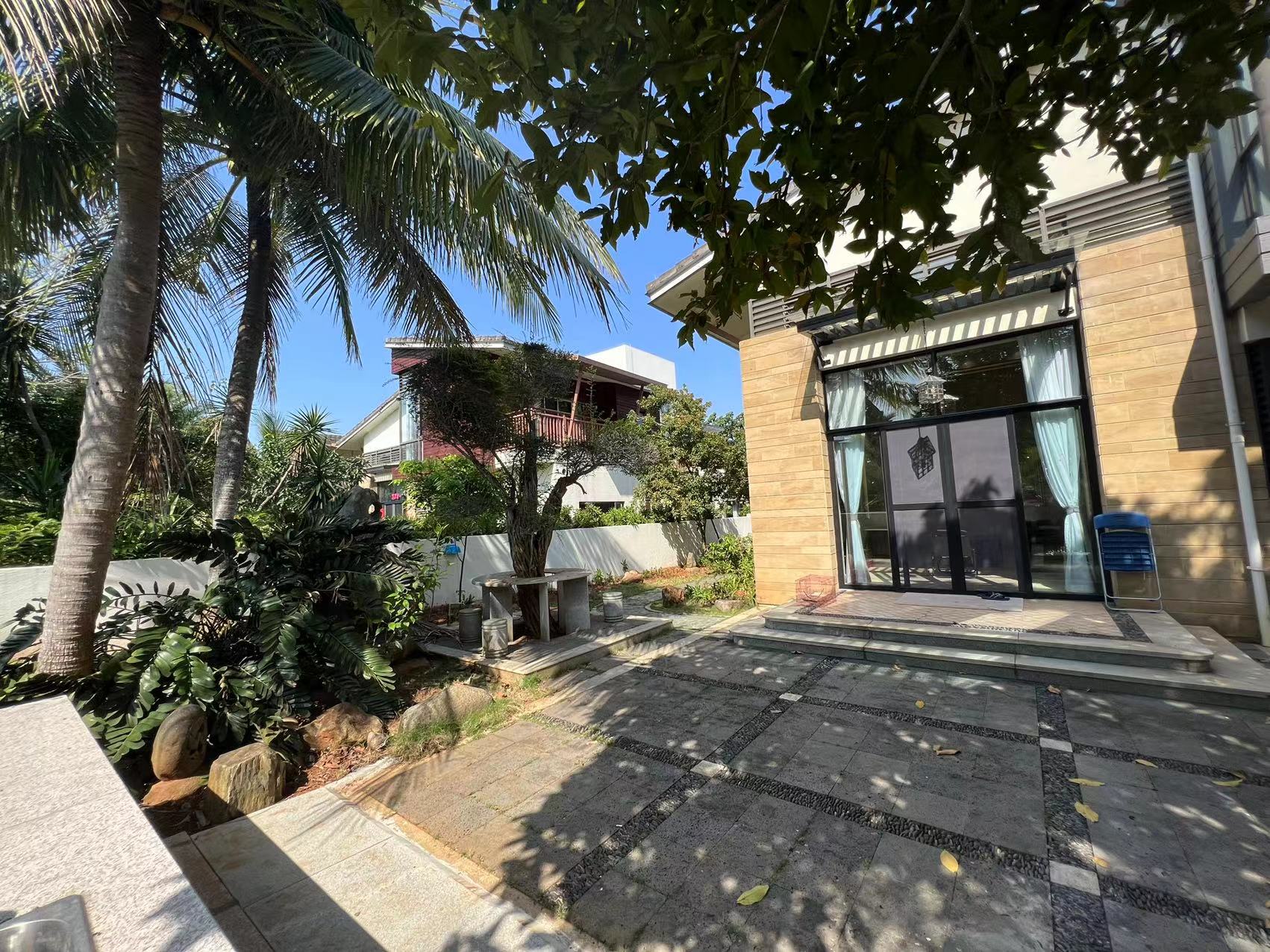 万科浪琴湾 6室2厅3卫 1469.0万 万科浪琴湾 6室2厅3卫 1469.0万室内图