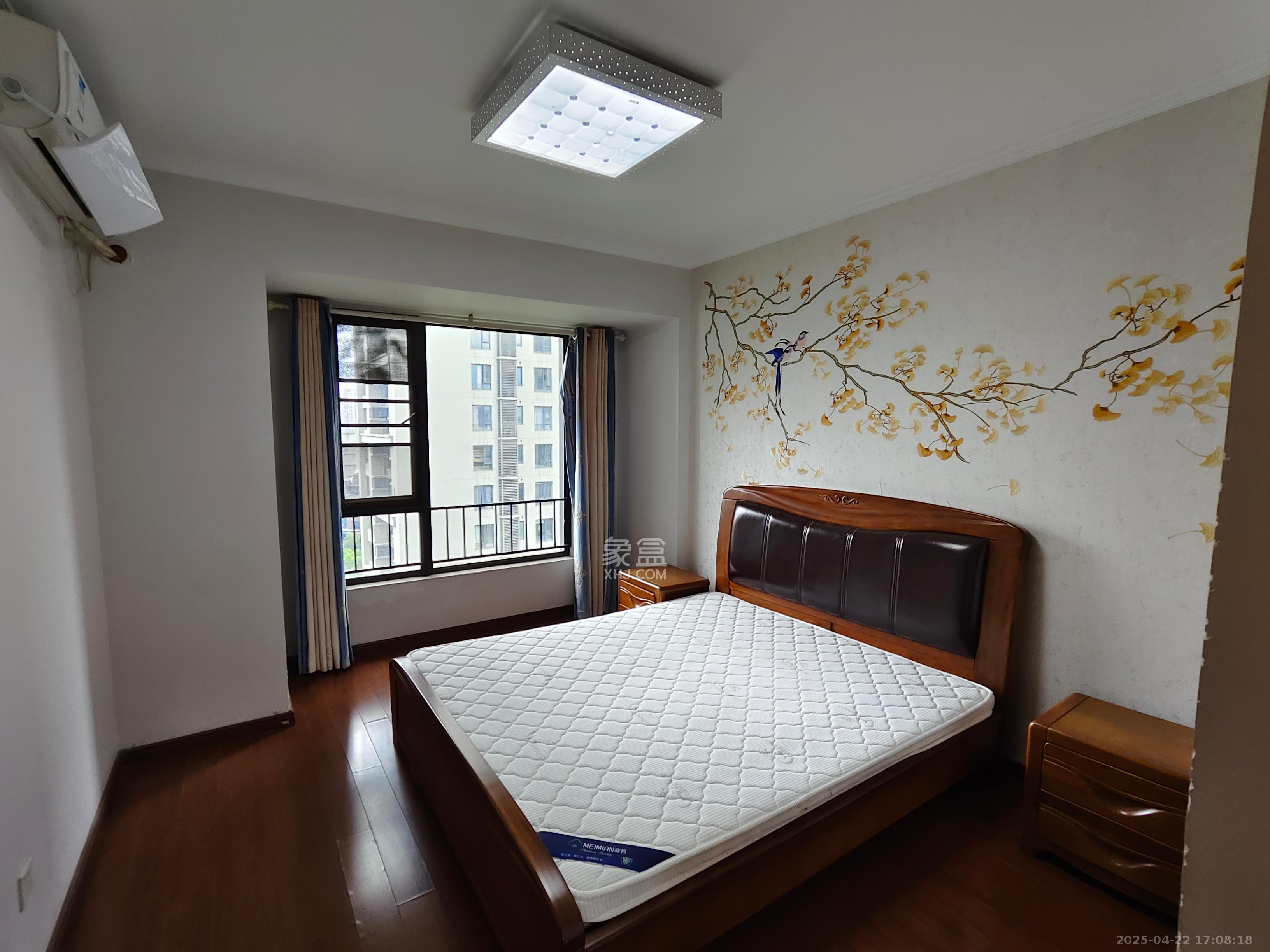 万科金域华府三四期  4室2厅2卫    3600.0元/月 万科金域华府三四期  4室2厅2卫    3600.0元/月室内图