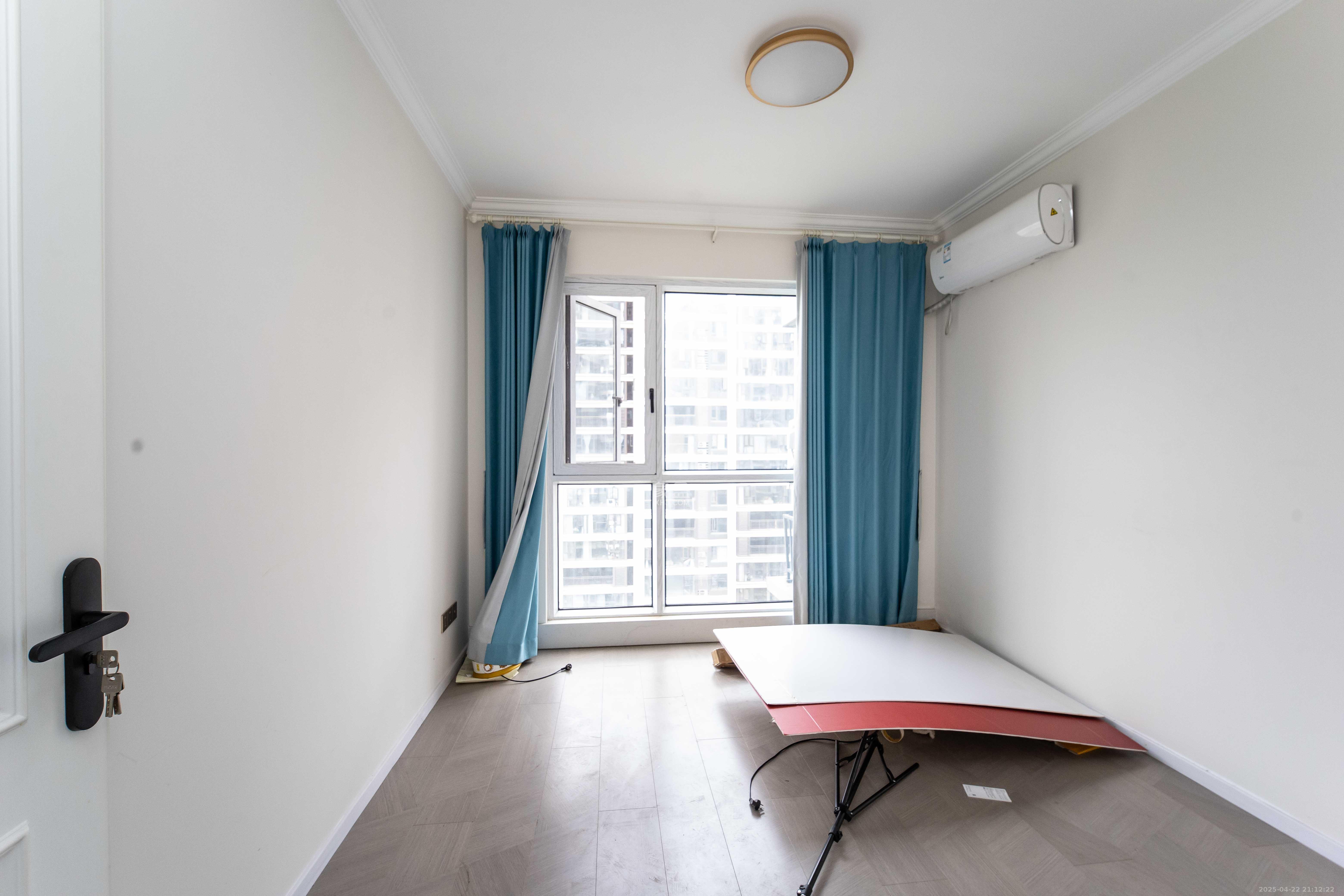 德奥悦东方 4室2厅3卫 249.00万 德奥悦东方 4室2厅3卫 249.00万卧室