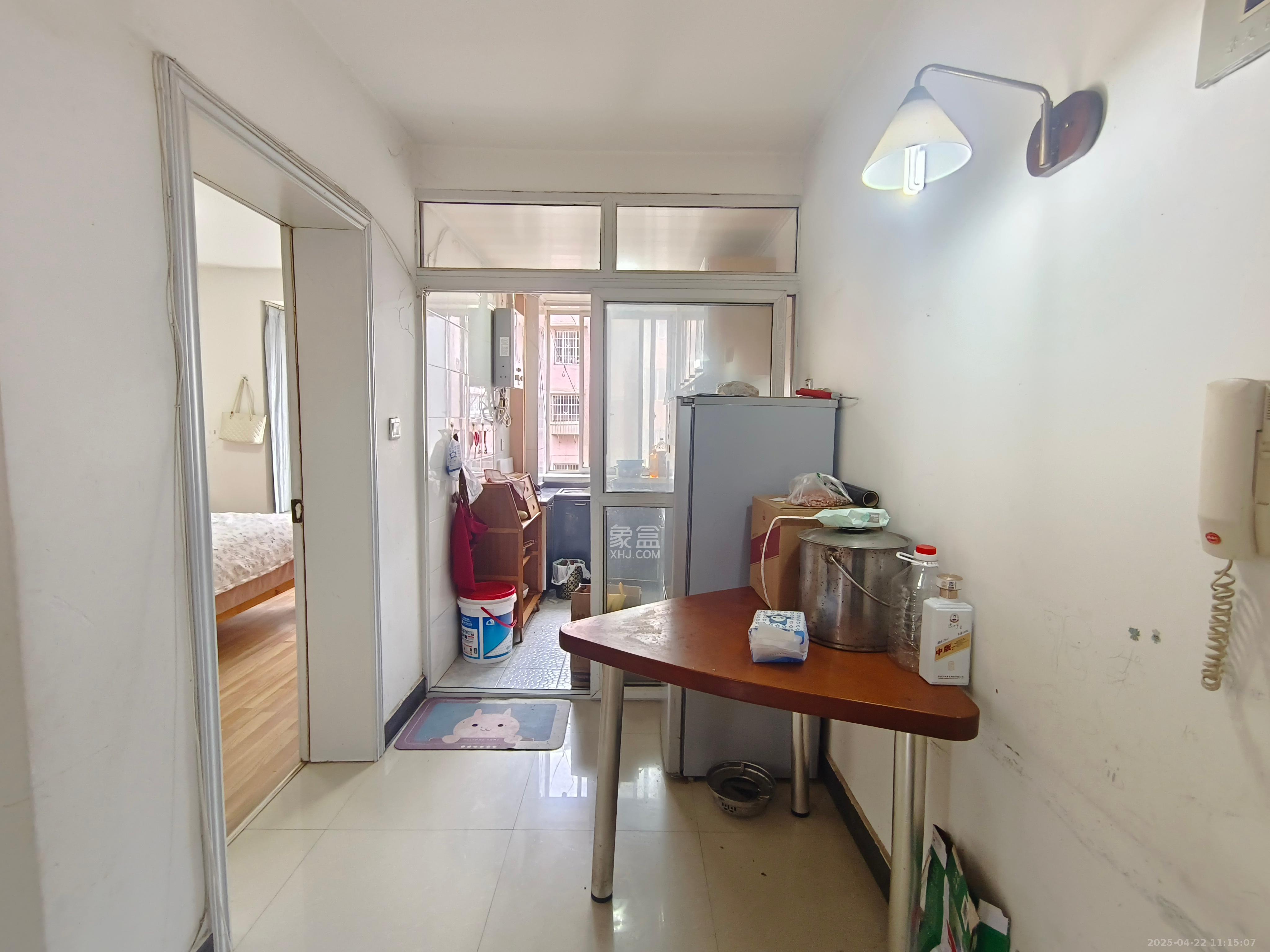 龙吉湾小区(龙瑞尚苑) 2室1厅1卫 1400.0元/月 龙吉湾小区(龙瑞尚苑) 2室1厅1卫 1400.0元/月室内图