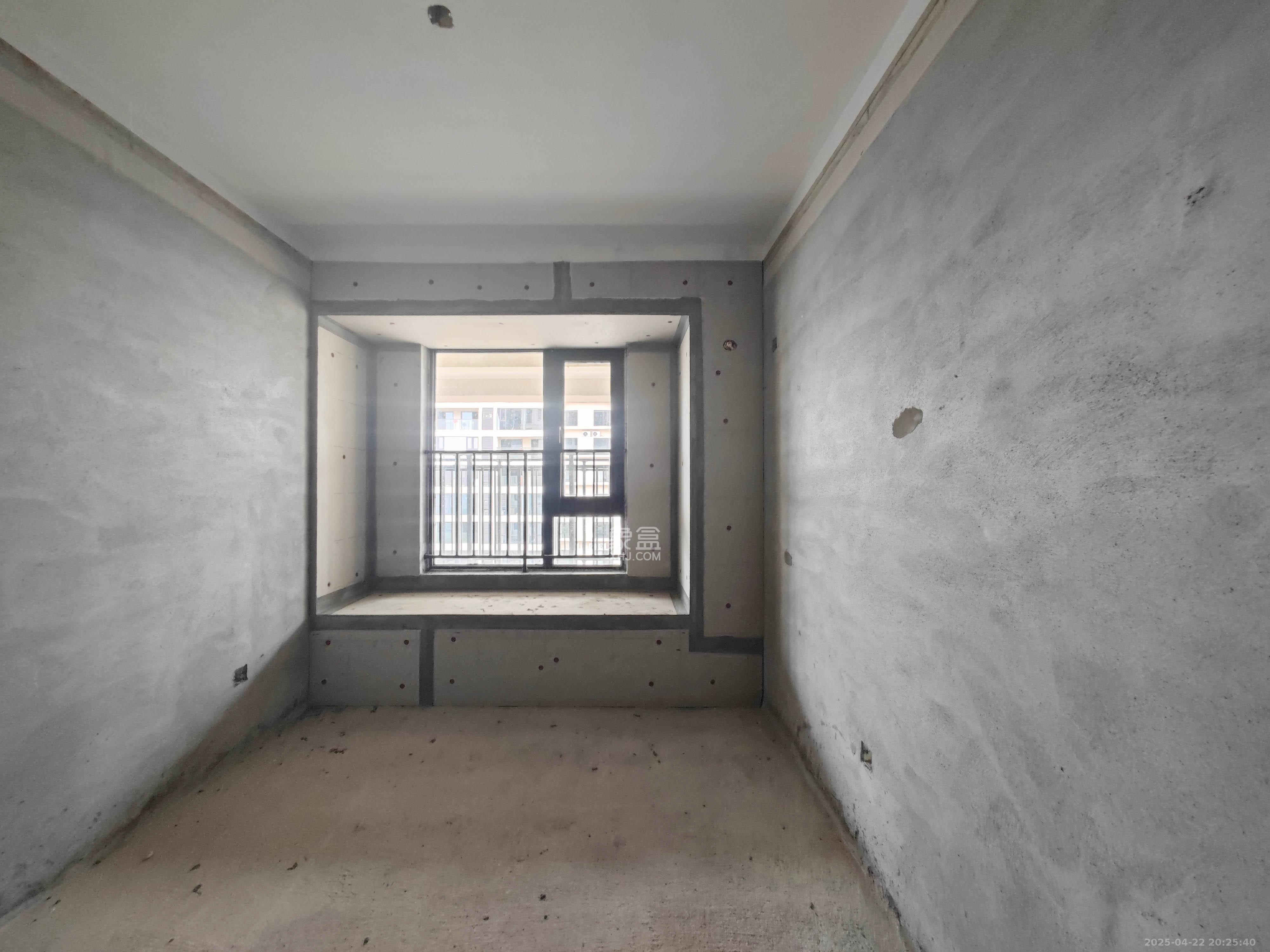 远洋红星天铂一期  1室0厅0卫    88.88万 远洋红星天铂一期  1室0厅0卫    88.88万卧室