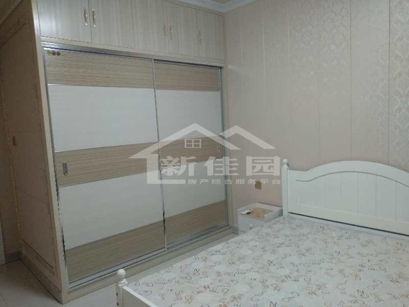 丽景天下一期  3室2厅1卫   1600.00元/月室内图