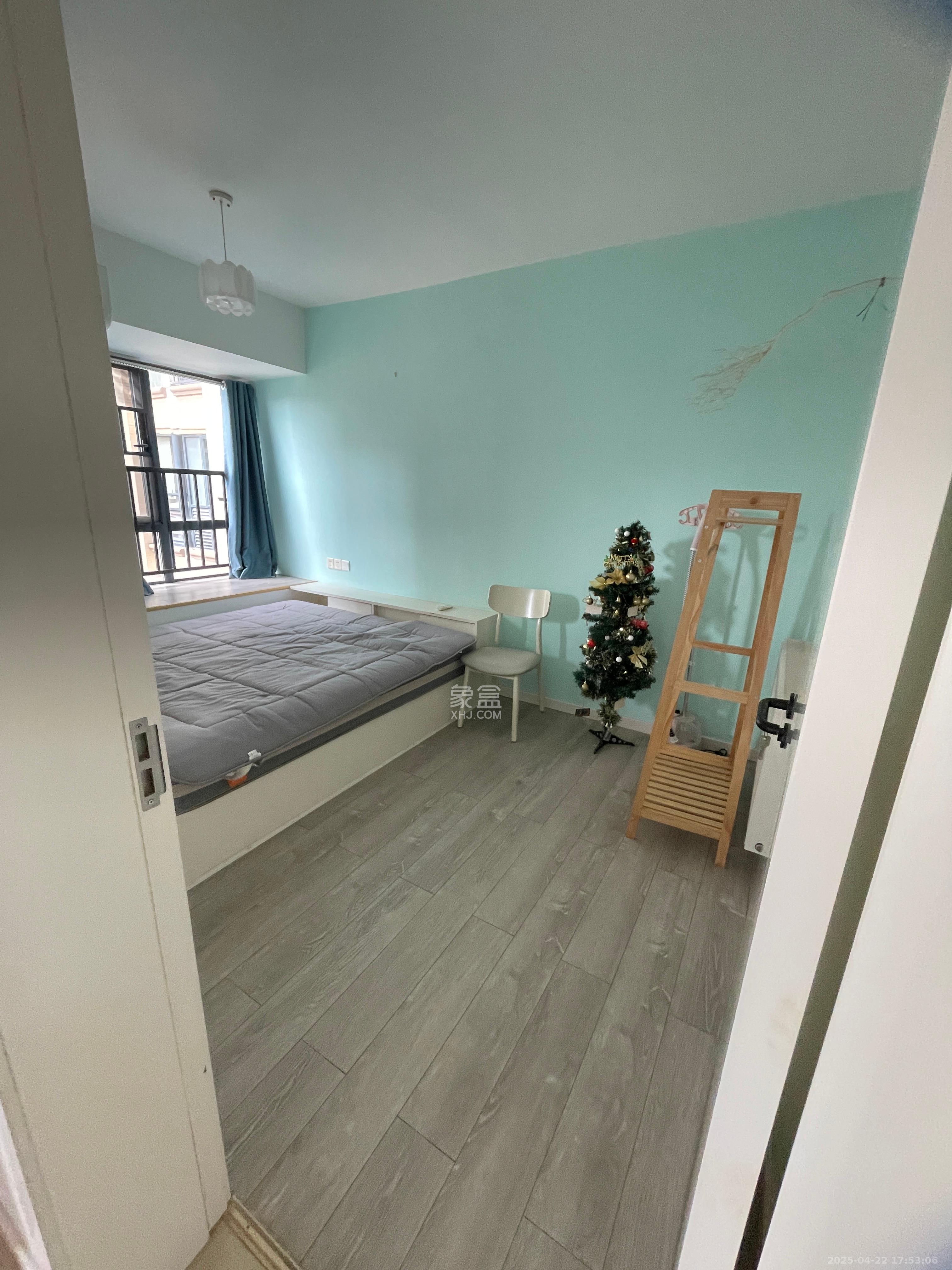 中建芙蓉嘉苑  3室2厅2卫   2800.00元/月室内图