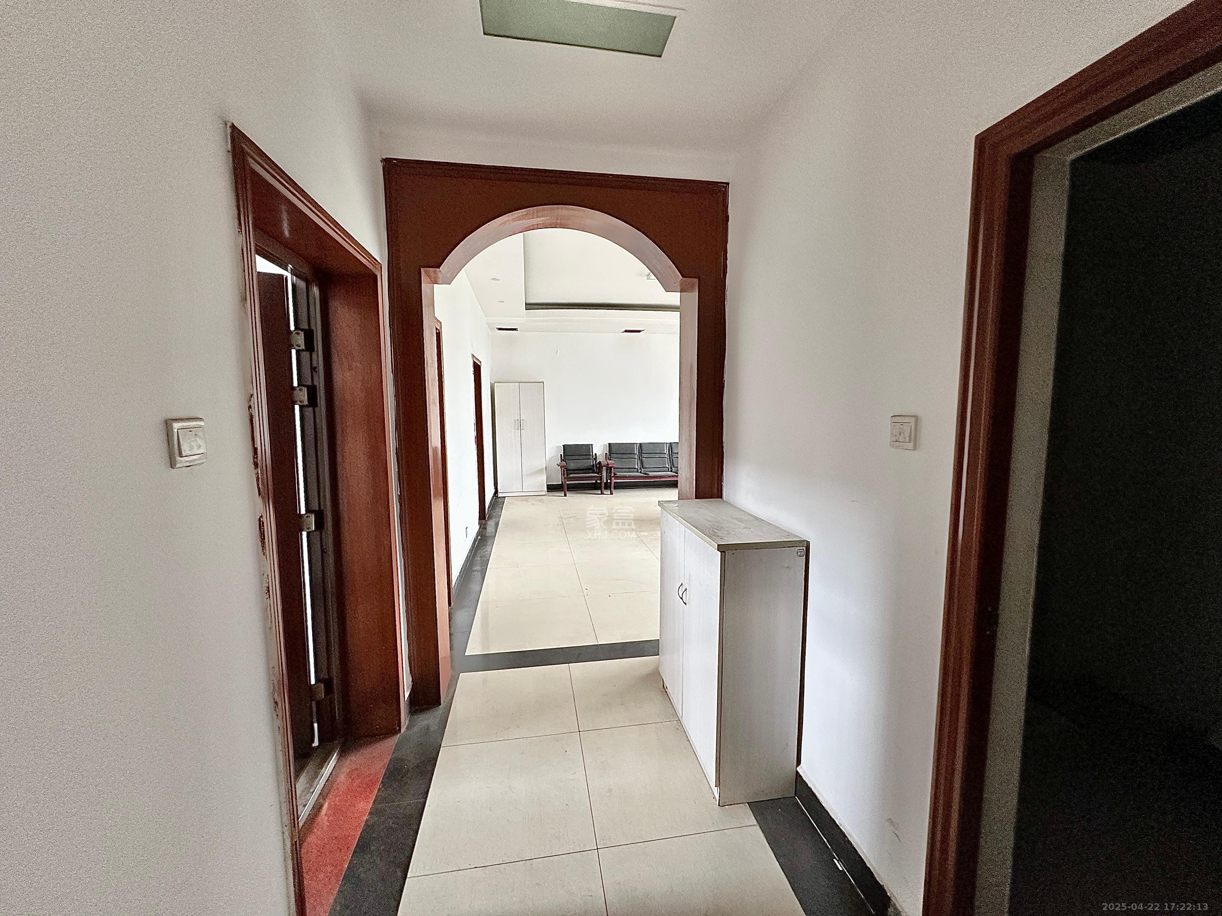 开源鑫阁 4室2厅2卫 6200.0元/月 开源鑫阁 4室2厅2卫 6200.0元/月室内图