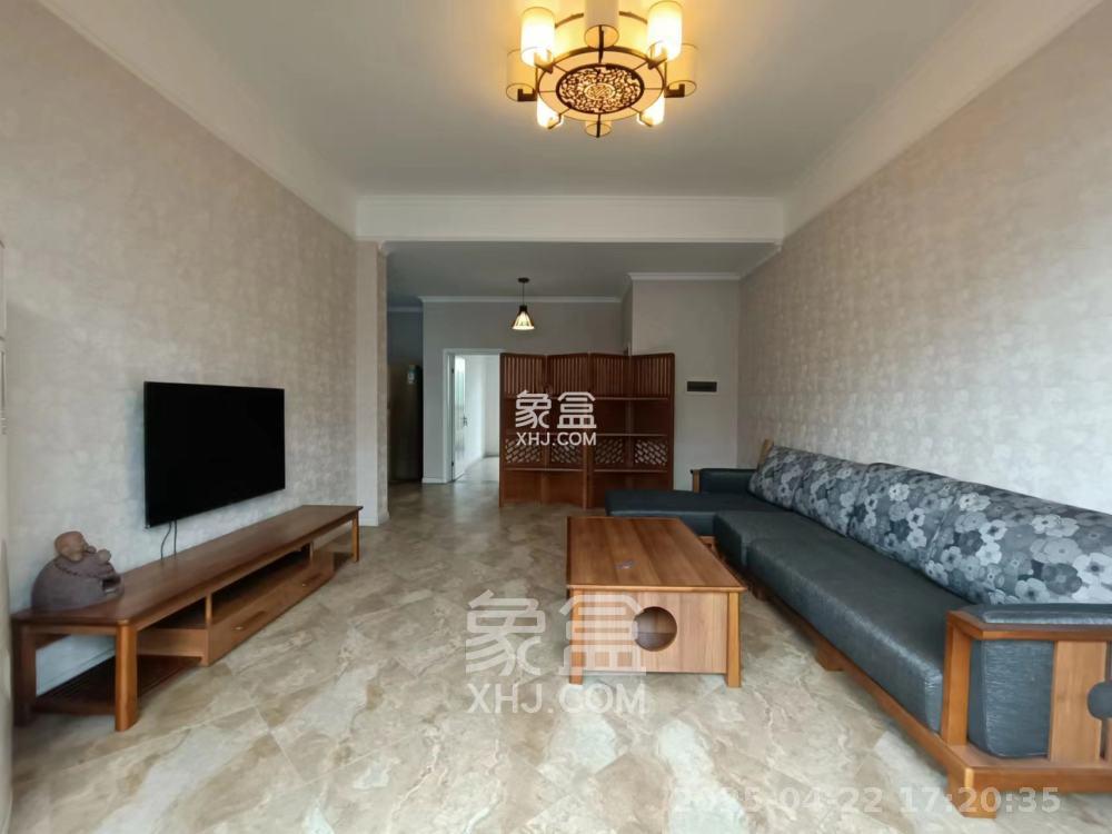 金侨中央花园  3室2厅2卫    52.0万 金侨中央花园  3室2厅2卫    52.0万室内图