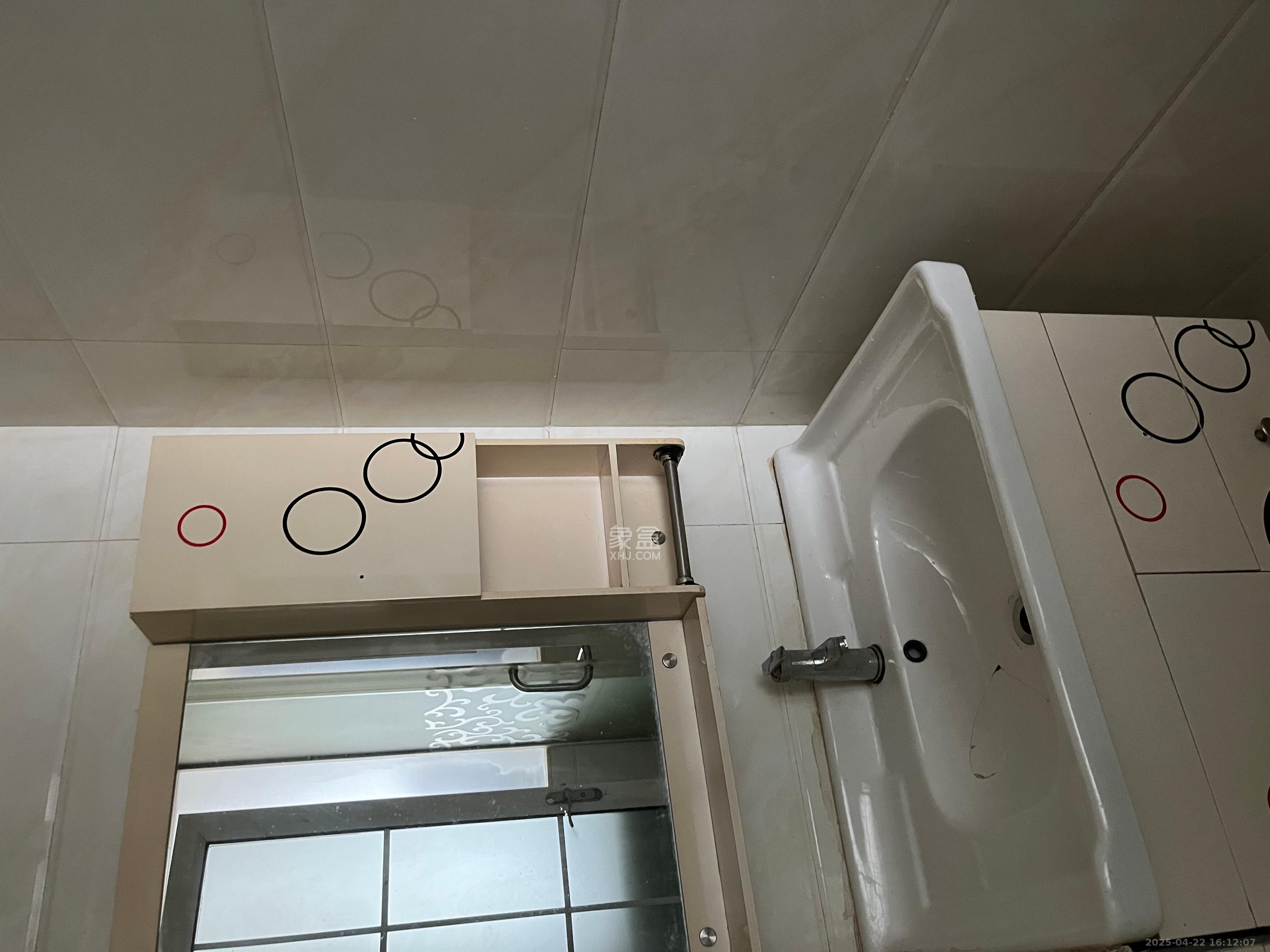 恒泰广场 1室1厅1卫 1900.0元/月 恒泰广场 1室1厅1卫 1900.0元/月室内图