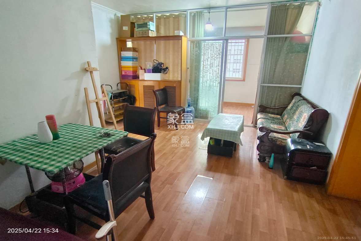 鸿基花园  3室2厅1卫    1250.0元/月 鸿基花园  3室2厅1卫    1250.0元/月室内图