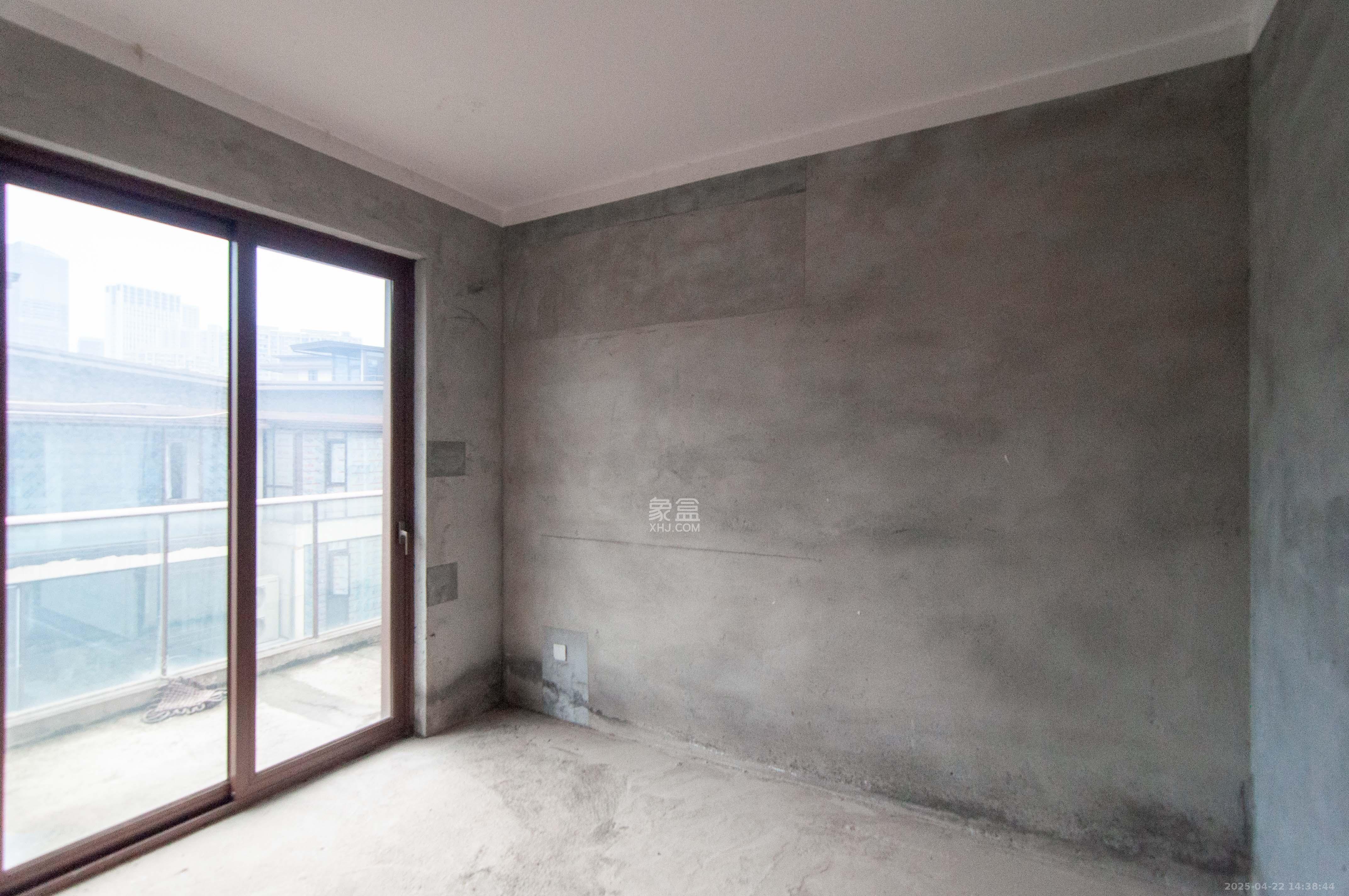 绿地麓湖郡 1室0厅0卫 319.8万 绿地麓湖郡 1室0厅0卫 319.8万其他