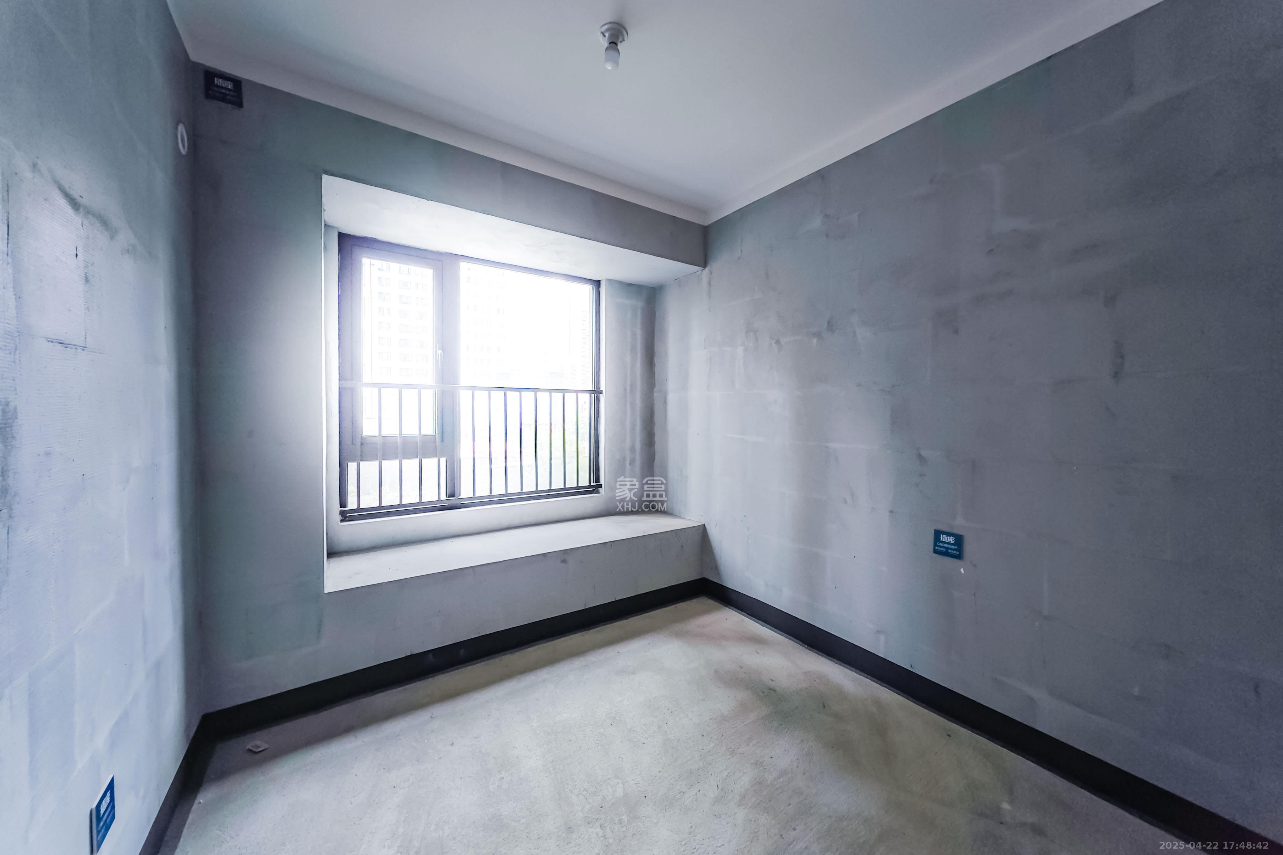 建发玖洲观澜  4室1厅2卫   185.00万其他