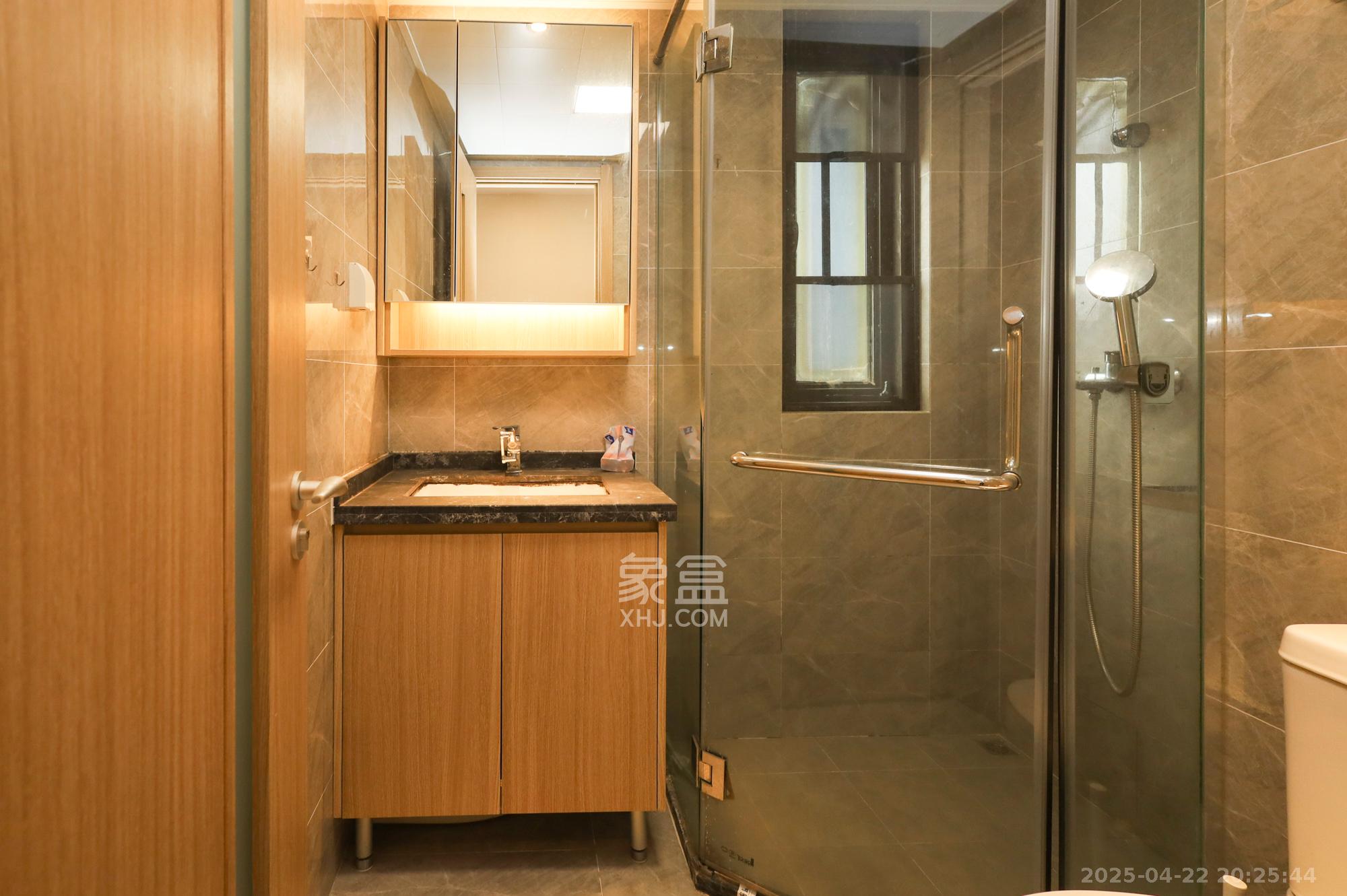 新城和樾(新城和樾公馆) 3室2厅2卫 78.0万 新城和樾(新城和樾公馆) 3室2厅2卫 78.0万卫生间