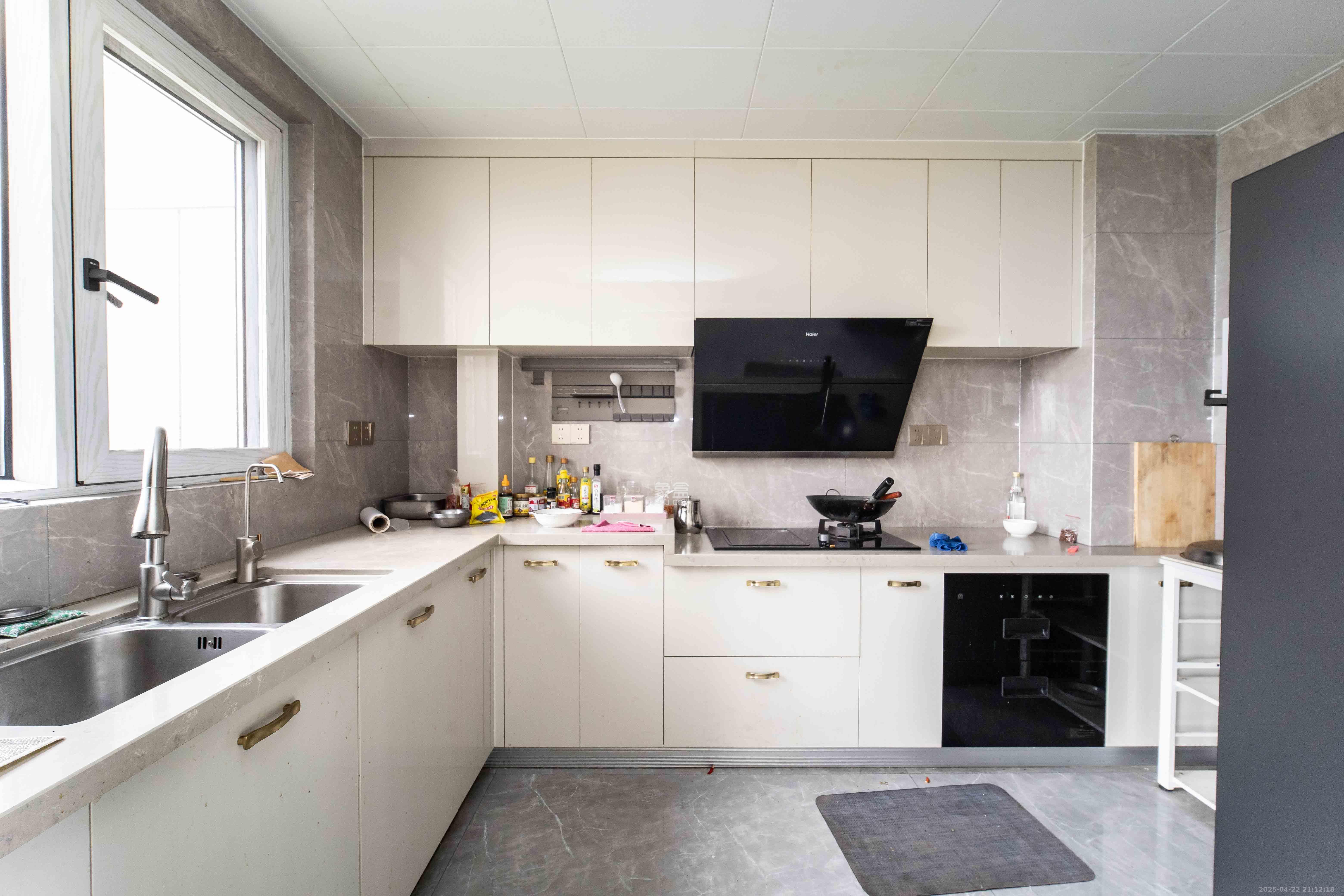 德奥悦东方 4室2厅3卫 249.00万 德奥悦东方 4室2厅3卫 249.00万厨房