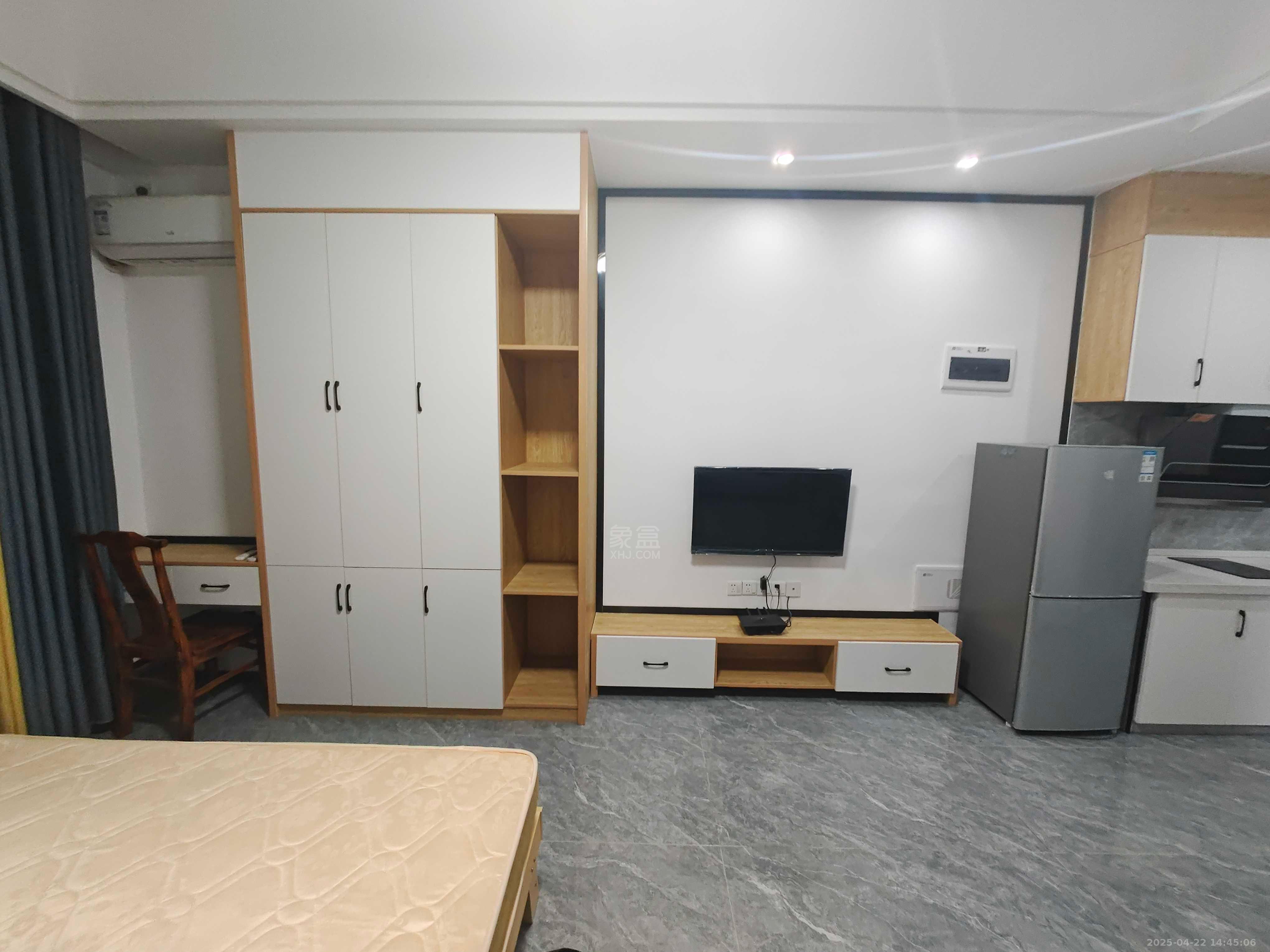 工大青年街区 1室1厅1卫 1500.0元/月 工大青年街区 1室1厅1卫 1500.0元/月室内图