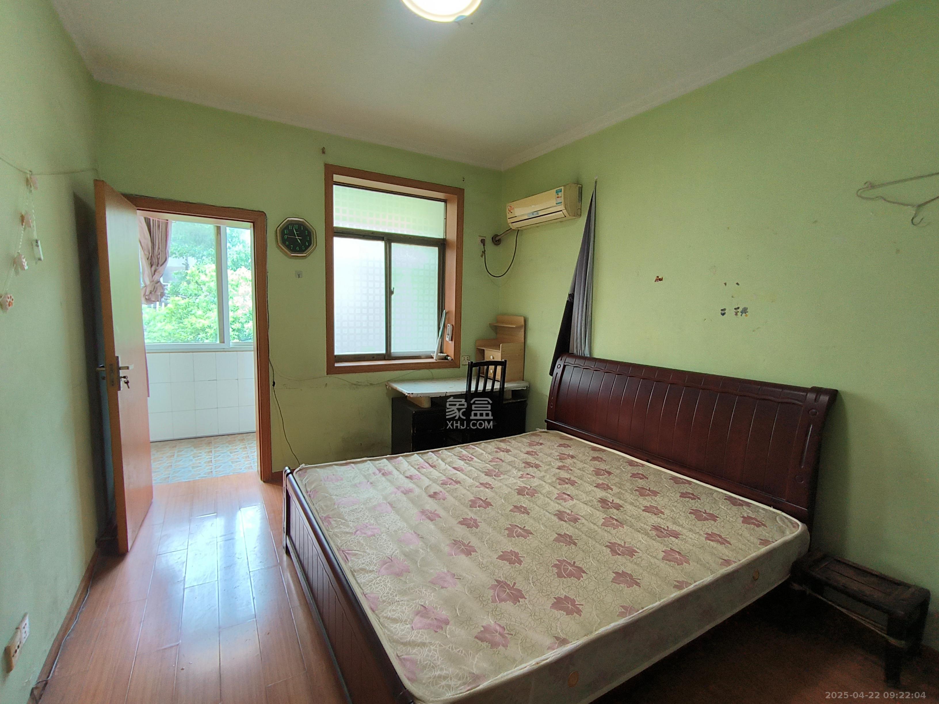 文艺新村  2室2厅1卫    1700.0元/月室内图1