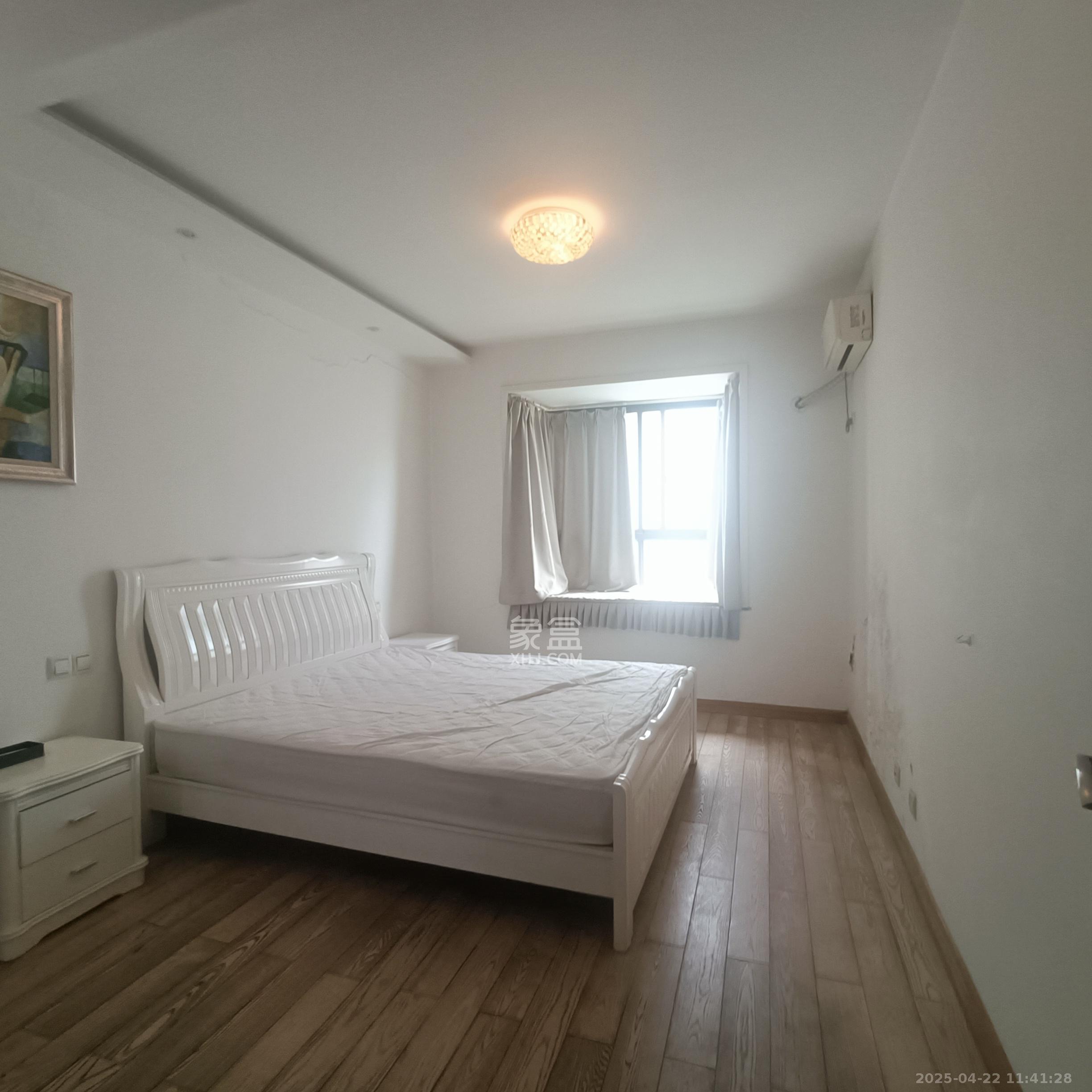 海拔东方 3室2厅1卫 2500.0元/月 海拔东方 3室2厅1卫 2500.0元/月室内图