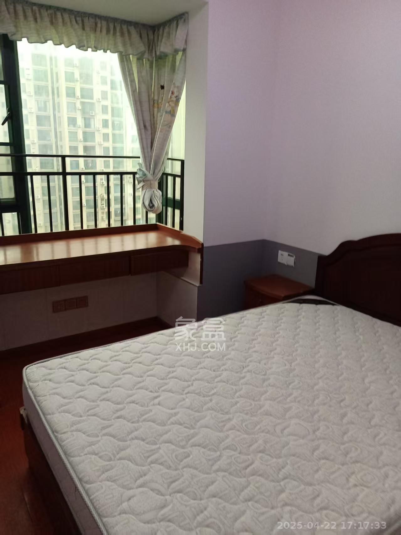 富基世纪公园 4室2厅1卫 2000.0元/月 富基世纪公园 4室2厅1卫 2000.0元/月室内图