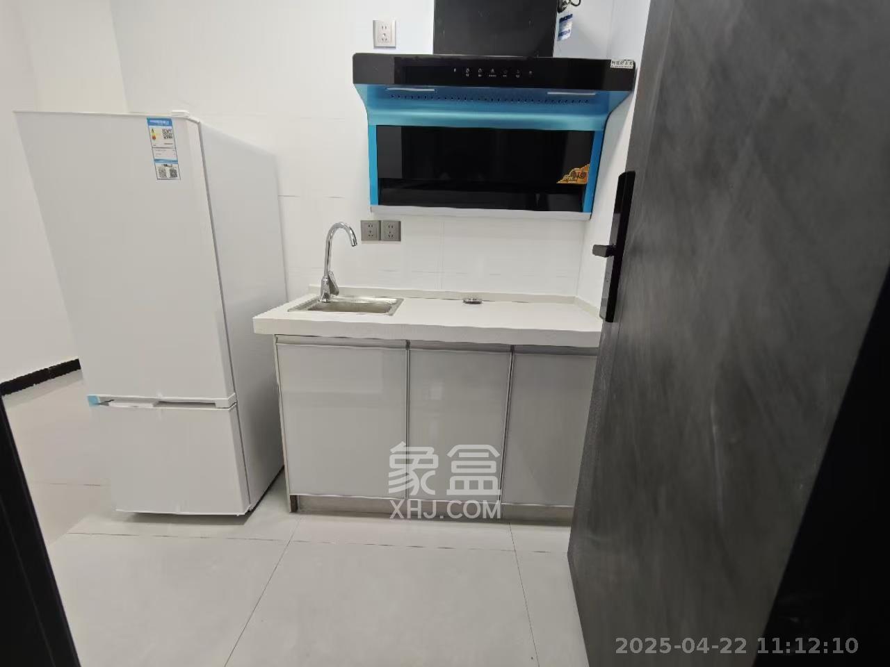 洞井商贸城  1室1厅1卫   1400.00元/月室内图