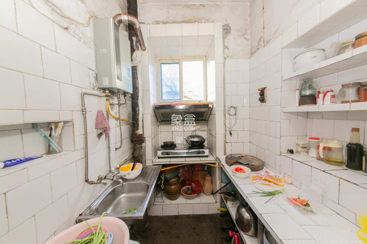 东风一村社区房(王家垅)  2室1厅1卫    1400.0元/月 东风一村社区房(王家垅)  2室1厅1卫    1400.0元/月室内图