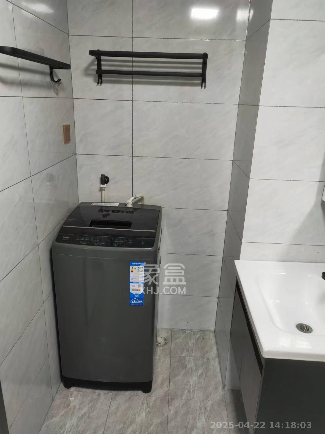 阿舍南2号(花之林大厦) 1室1厅1卫 950.0元/月 阿舍南2号(花之林大厦) 1室1厅1卫 950.0元/月室内图