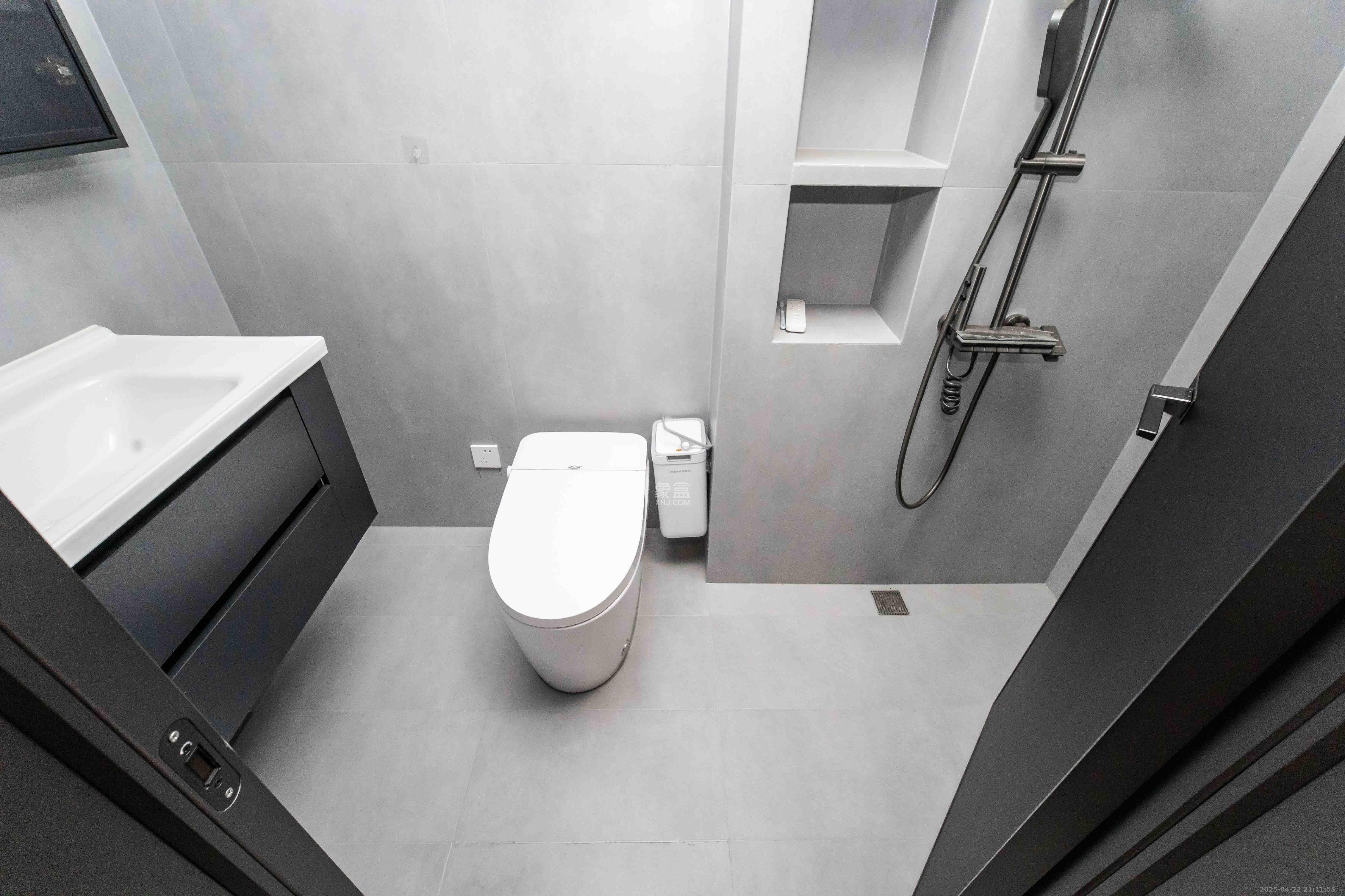 德奥悦东方 4室2厅2卫 200.0万 德奥悦东方 4室2厅2卫 200.0万卫生间