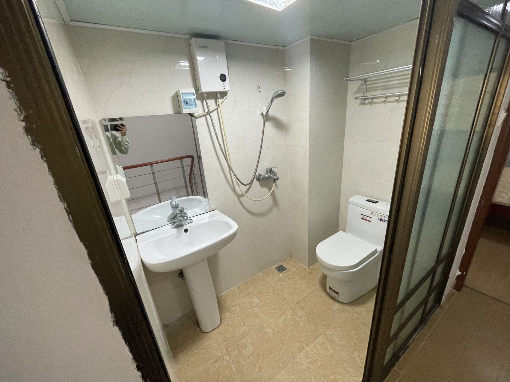 华林广场 2室2厅1卫 2000.0元/月 华林广场 2室2厅1卫 2000.0元/月室内图