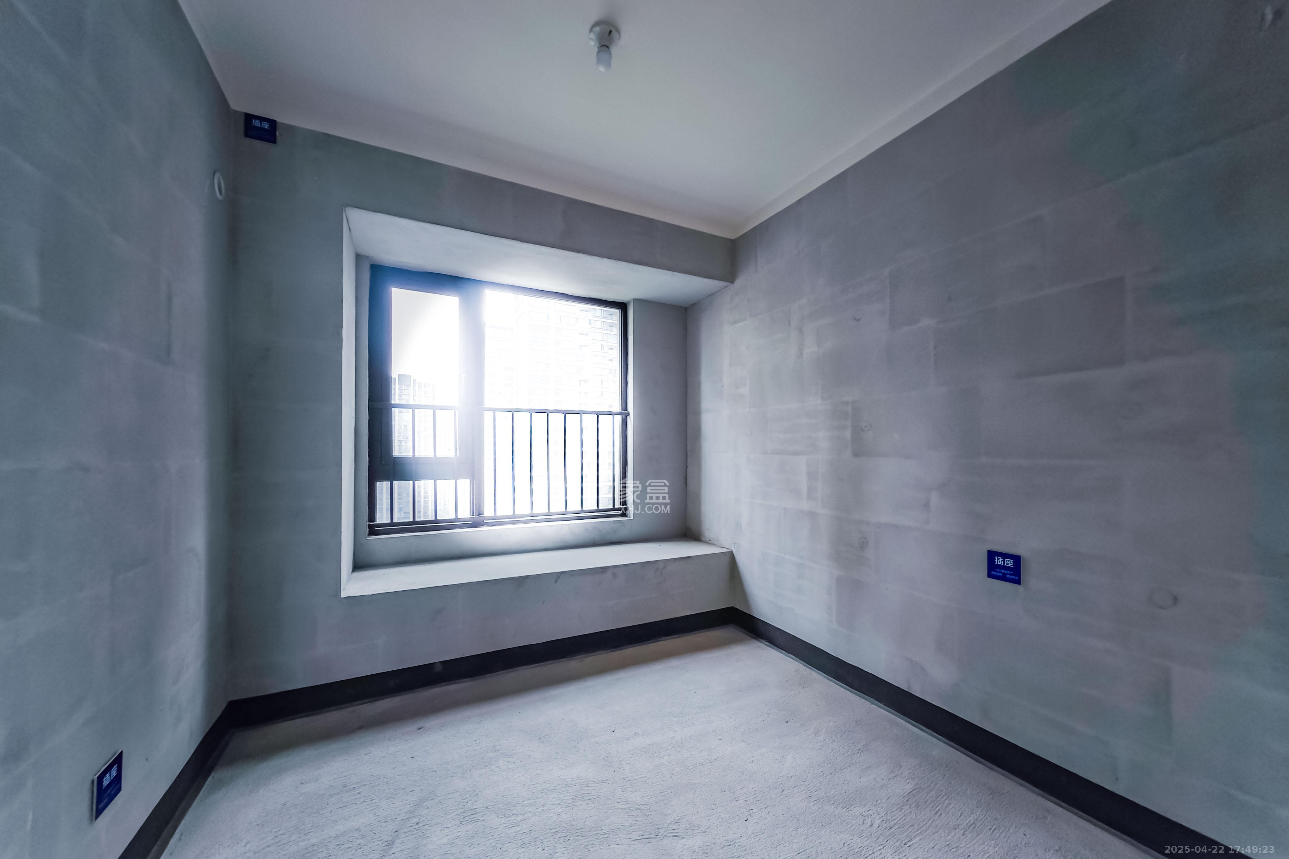 建发玖洲观澜  4室2厅2卫   190.00万
