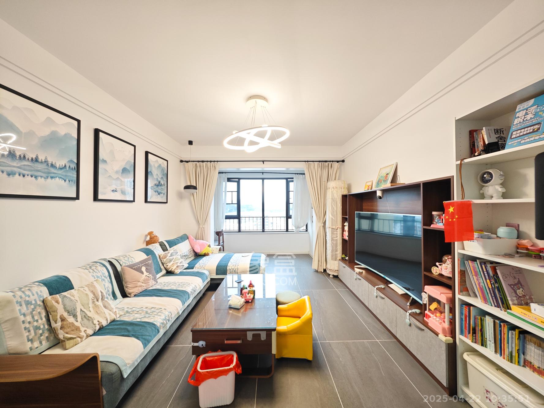 卓越蔚蓝城邦  3室2厅2卫    108.0万 卓越蔚蓝城邦  3室2厅2卫    108.0万