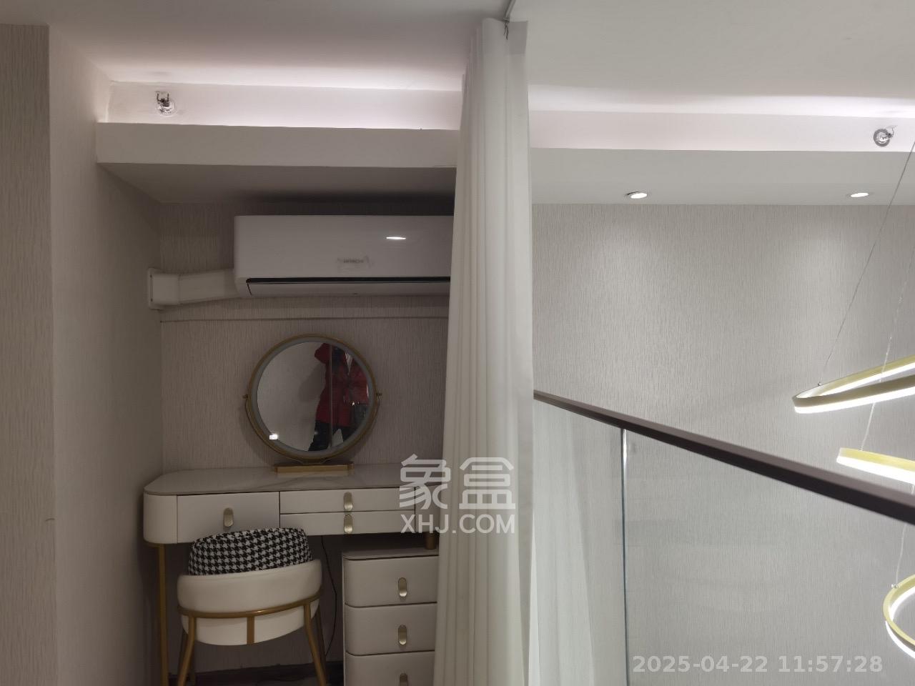 华远华时代  2室1厅1卫   3600.00元/月室内图