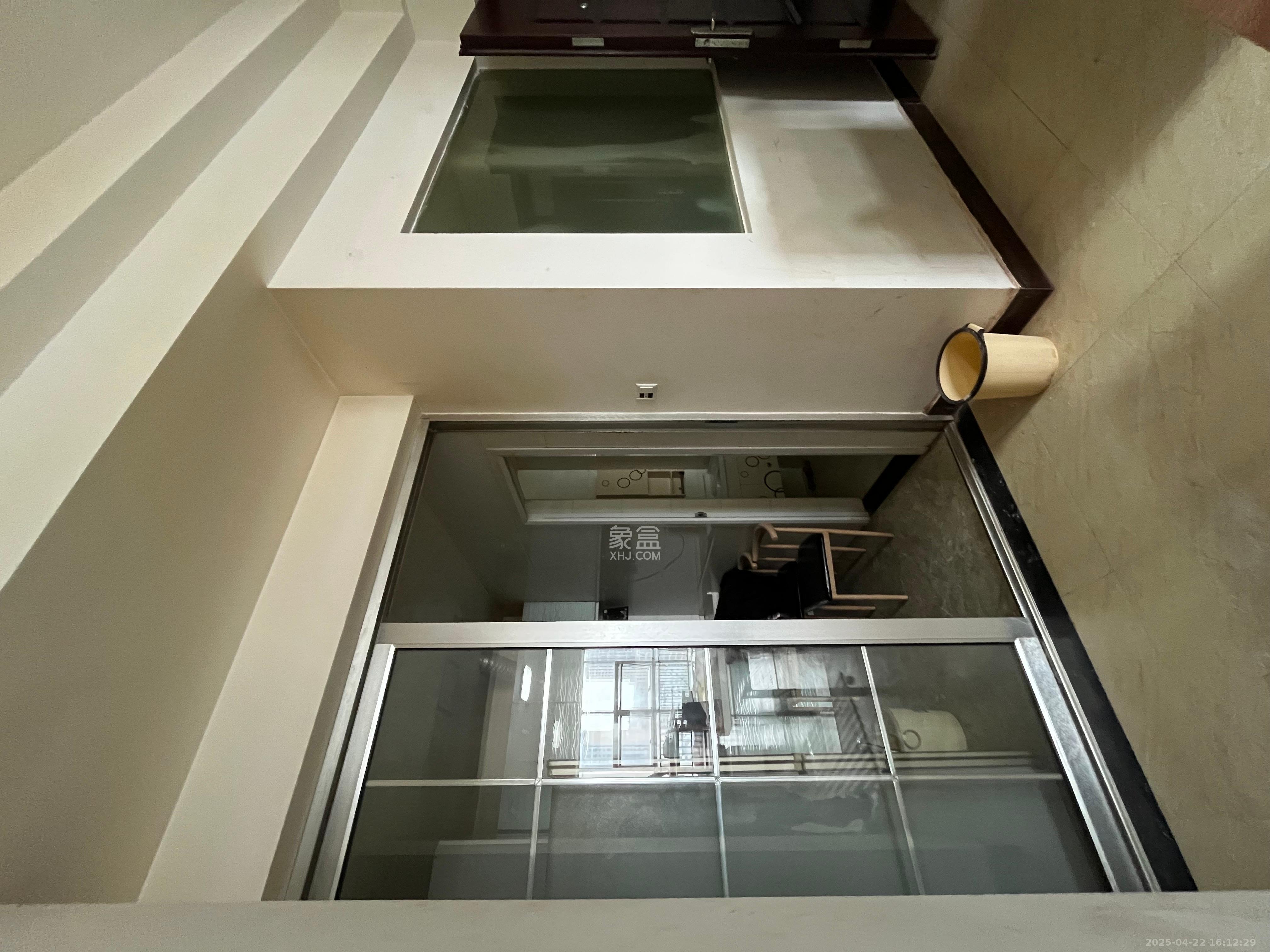 恒泰广场 1室1厅1卫 1900.0元/月 恒泰广场 1室1厅1卫 1900.0元/月室内图