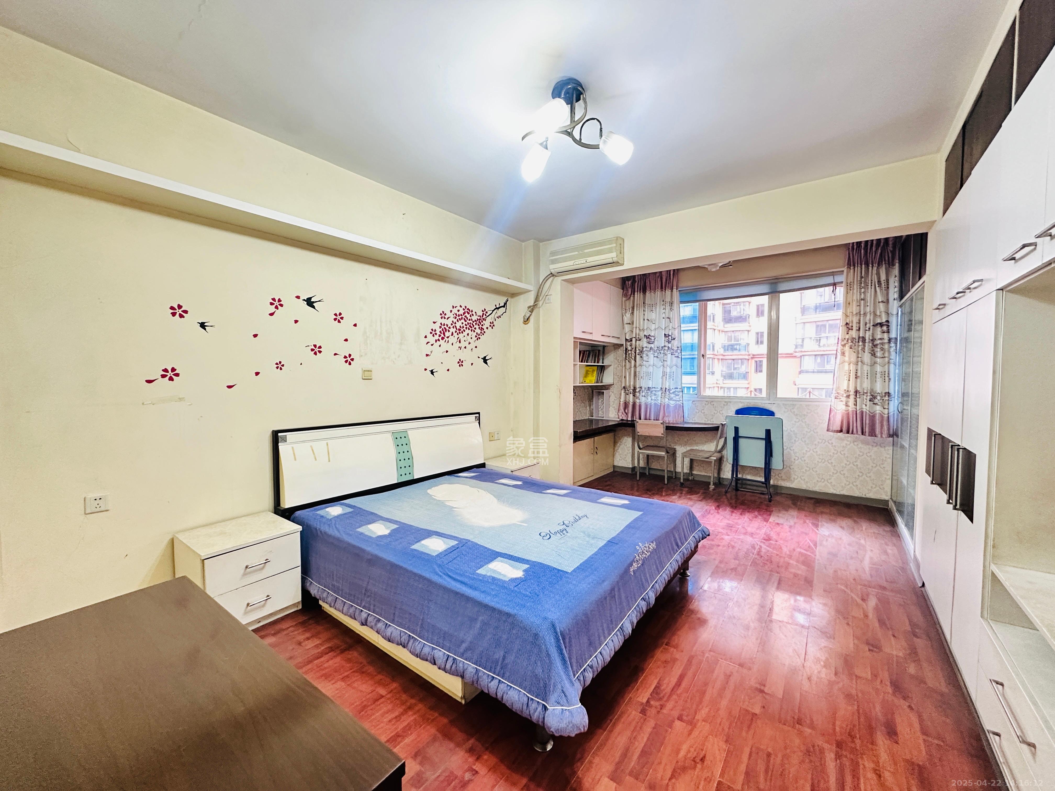 湖开小区(湖南开关厂宿舍)/南大桥社区 2室2厅1卫 1800.0元/月 湖开小区(湖南开关厂宿舍)/南大桥社区 2室2厅1卫 1800.0元/月室内图