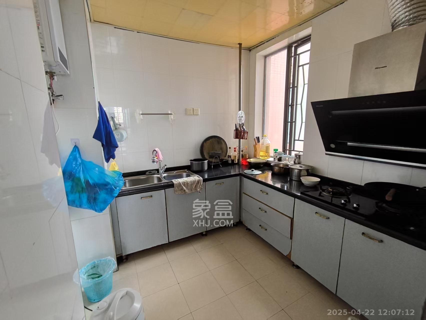 滨江君悦香邸 2室1厅1卫 2000.0元/月 滨江君悦香邸 2室1厅1卫 2000.0元/月室内图