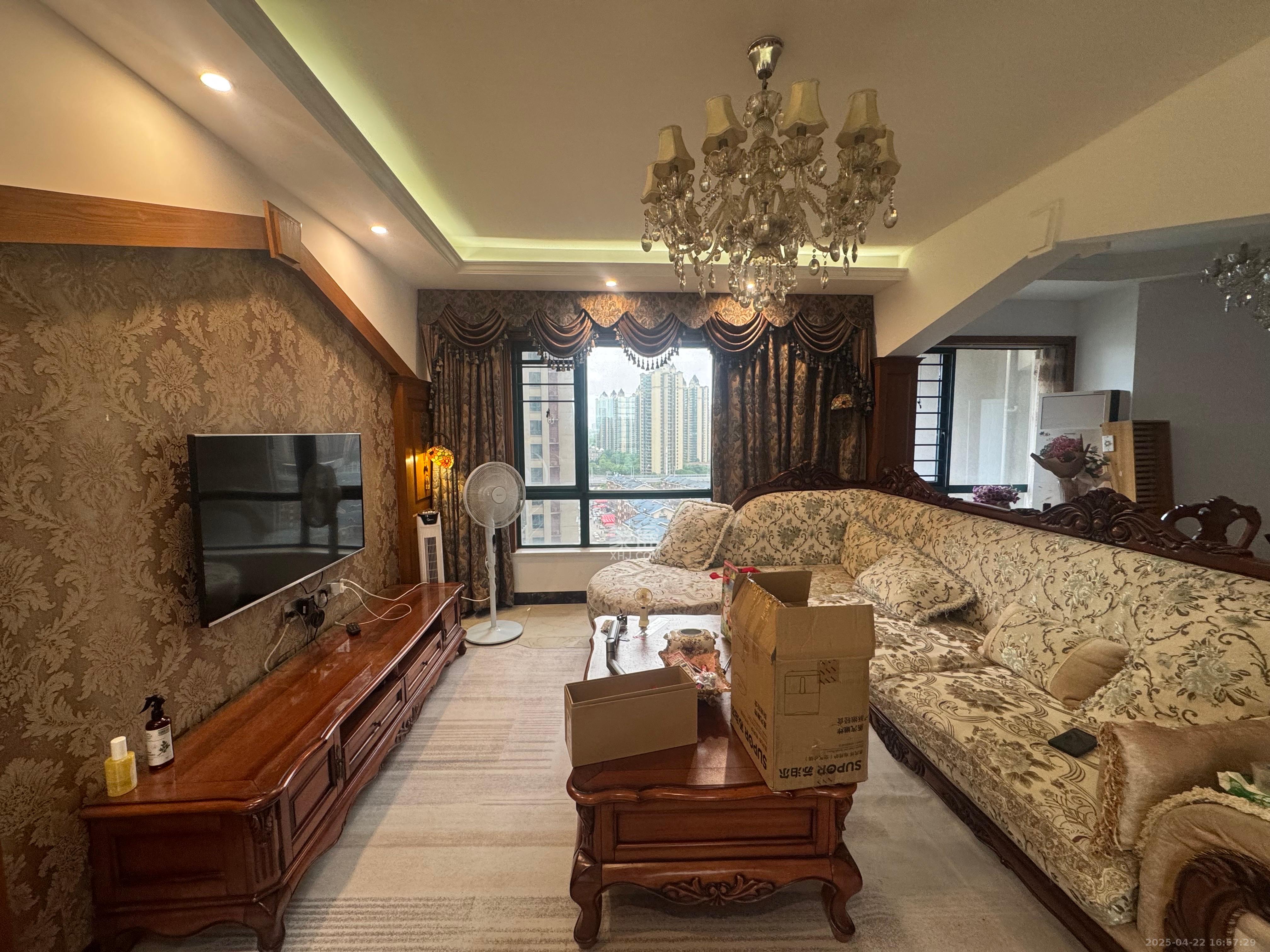 维一星城原山苑 3室2厅1卫 2800.0元/月 维一星城原山苑 3室2厅1卫 2800.0元/月室内图