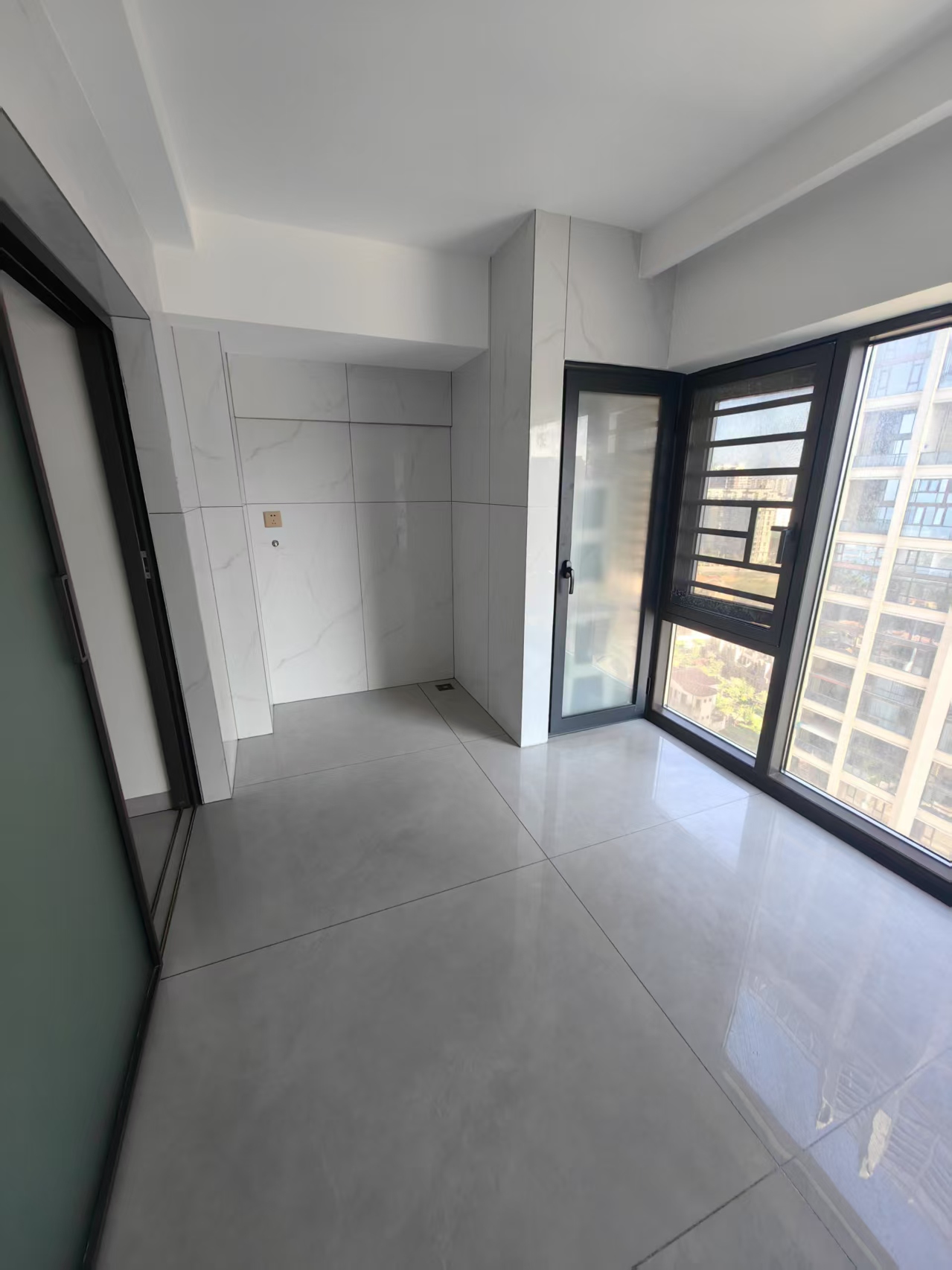 南光中心 2室2厅2卫 3200.0元/月 南光中心 2室2厅2卫 3200.0元/月室内图