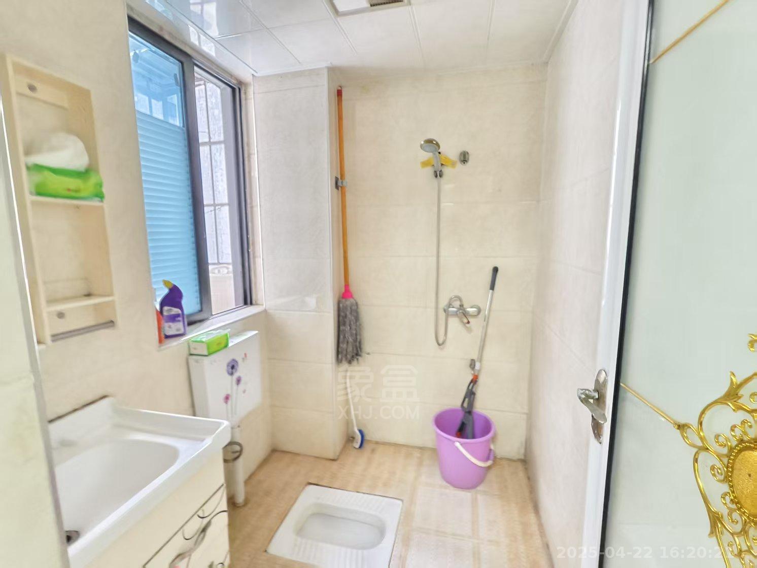 圣华名城建设北路110号 2室2厅1卫 1100.0元/月 圣华名城建设北路110号 2室2厅1卫 1100.0元/月室内图