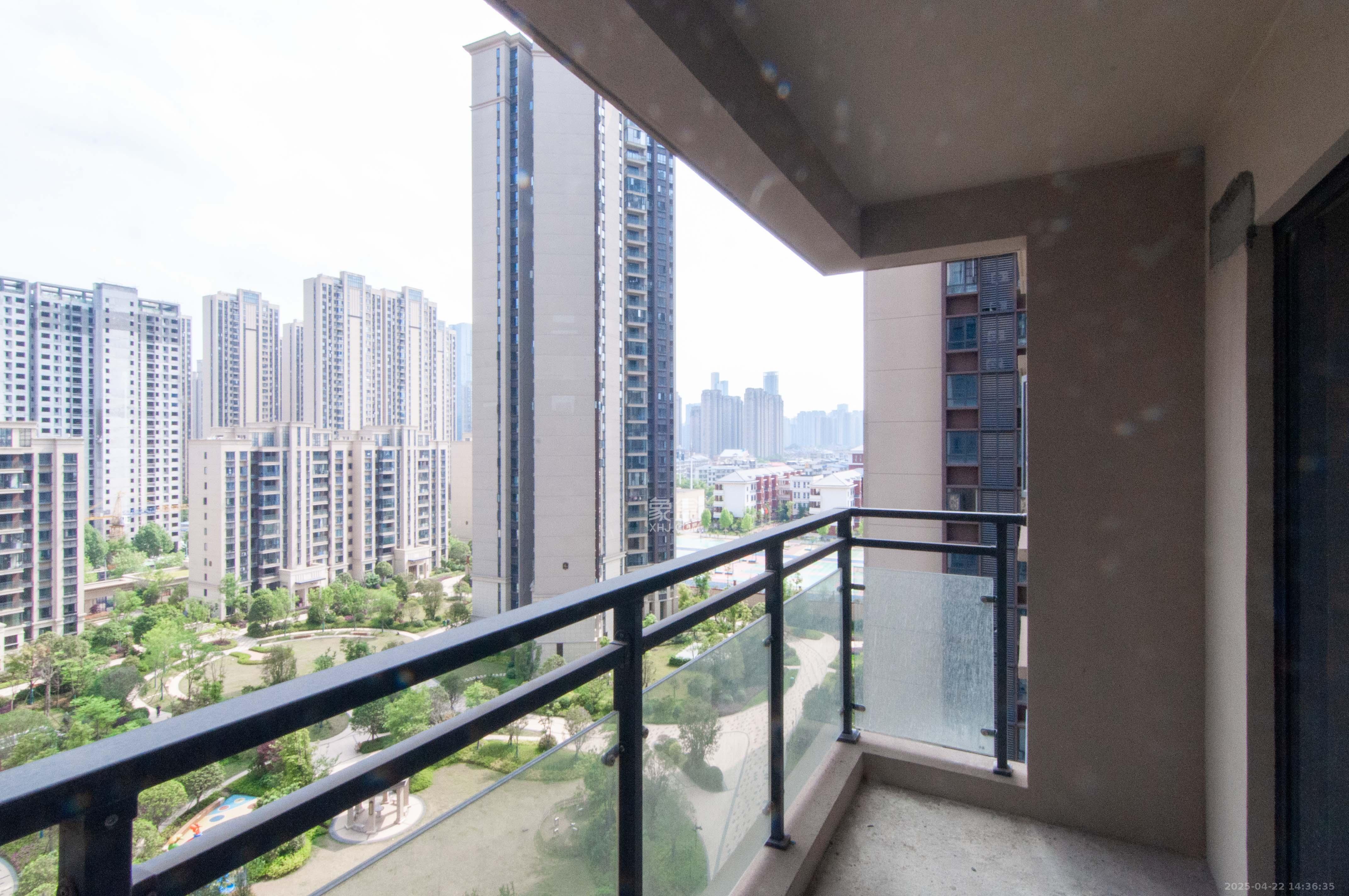 振业城四期 4室2厅2卫 156.0万 振业城四期 4室2厅2卫 156.0万其他