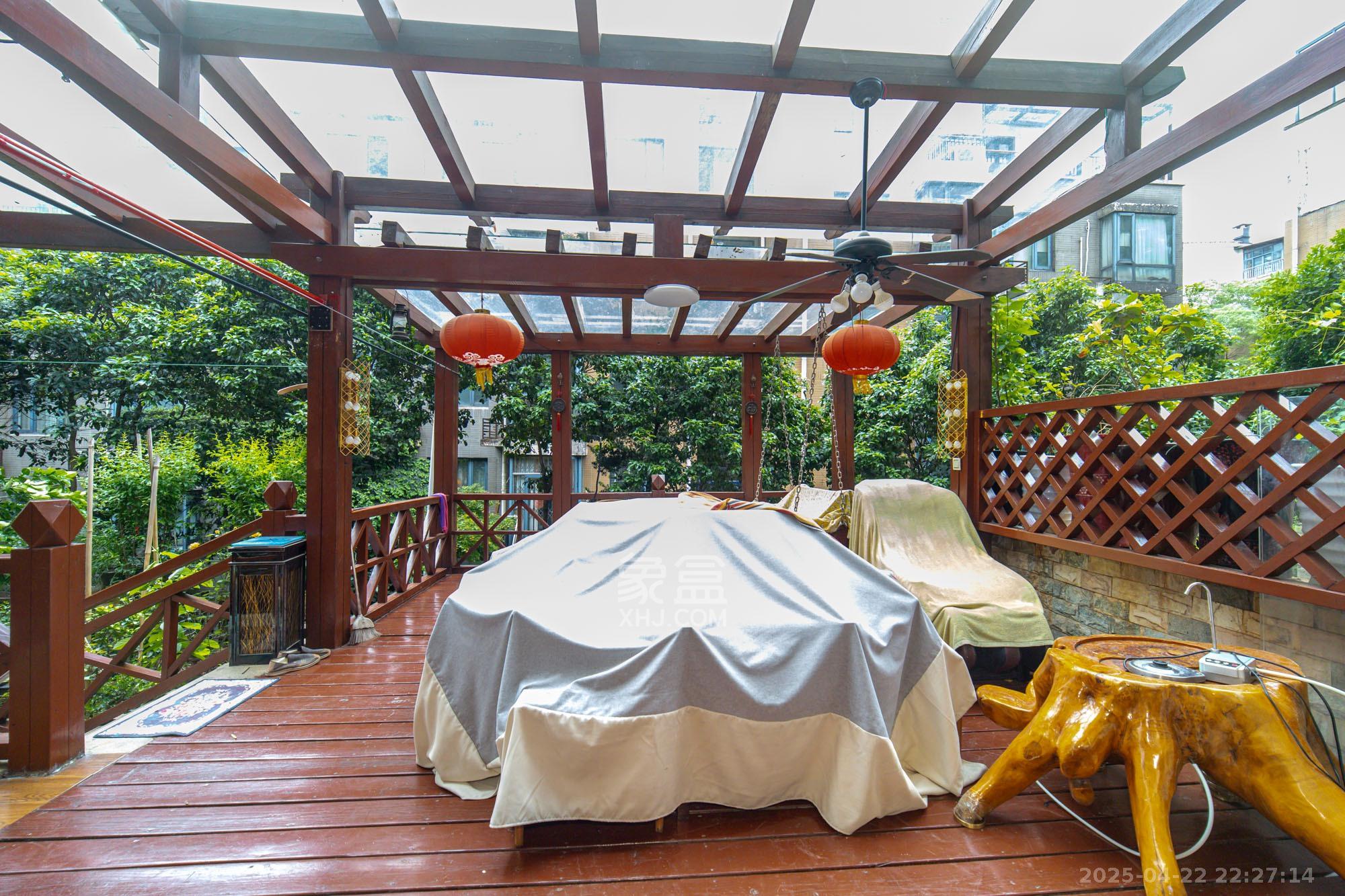 美林水郡  1室2厅1卫    228.0万 美林水郡  1室2厅1卫    228.0万阳台