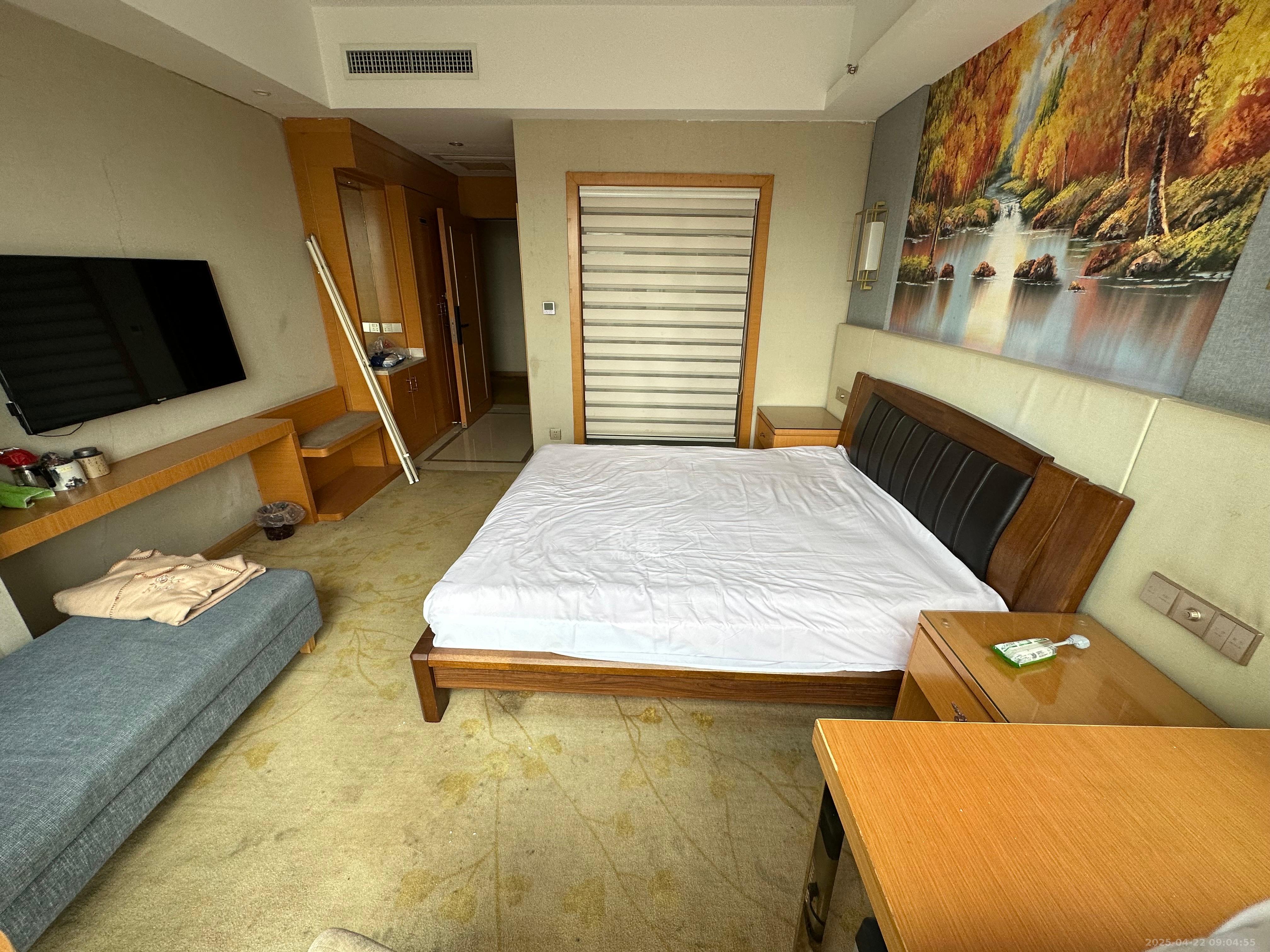 宇成开福广场 1室1厅1卫 2200.0元/月 宇成开福广场 1室1厅1卫 2200.0元/月室内图