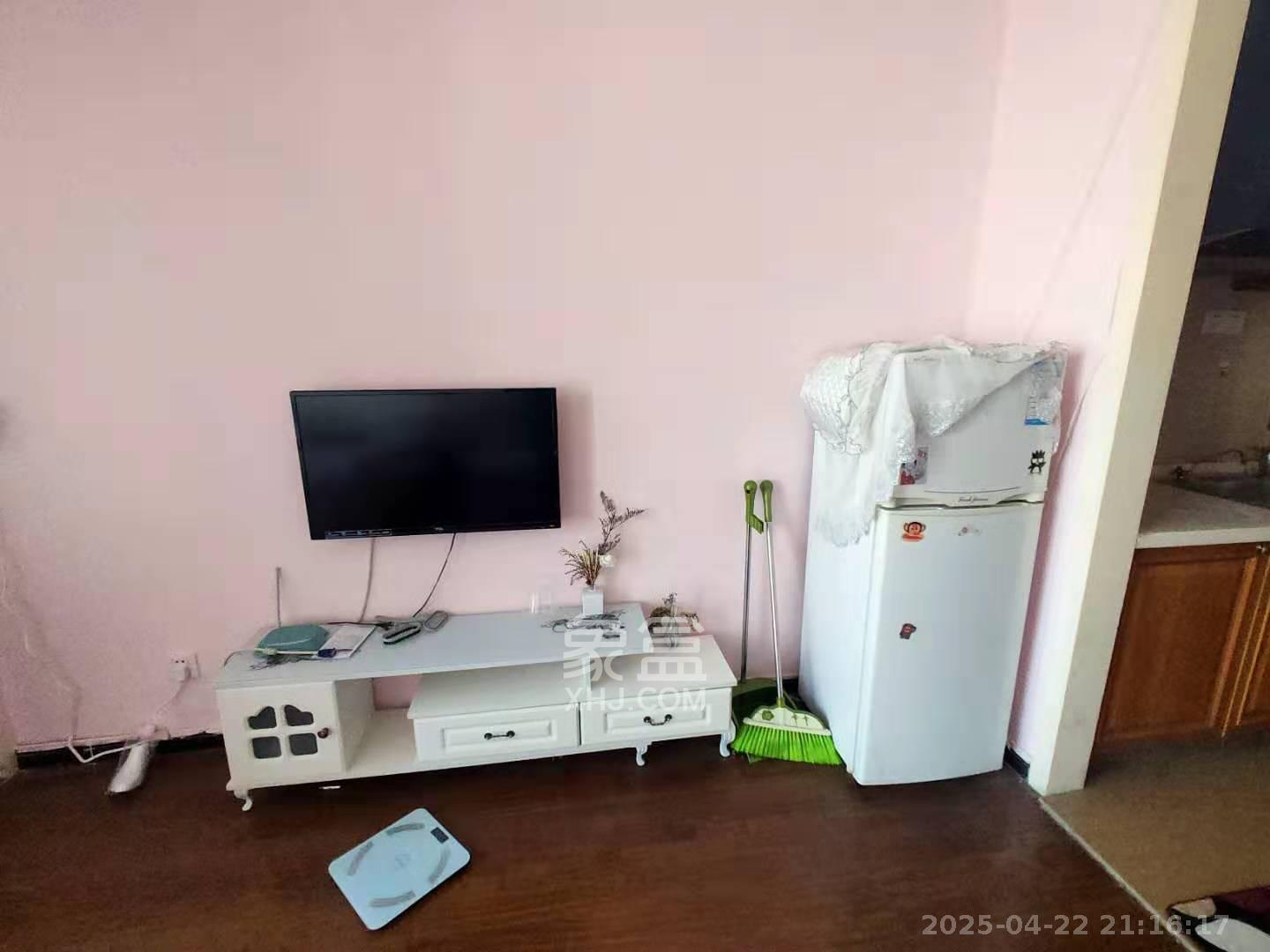 铂宫  1室1厅1卫   1800.00元/月室内图