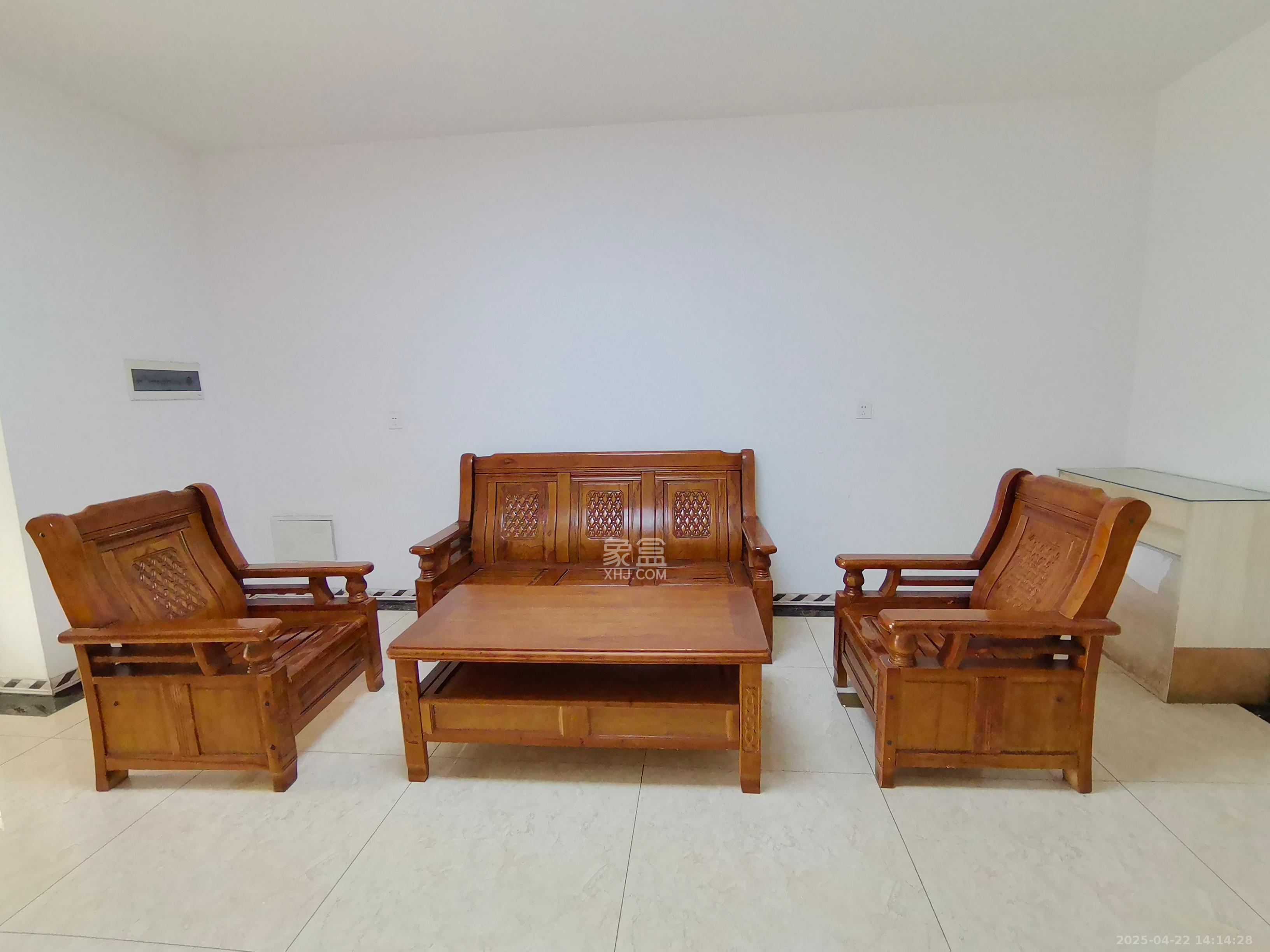 水印康桥  3室2厅2卫    1200.0元/月 水印康桥  3室2厅2卫    1200.0元/月室内图