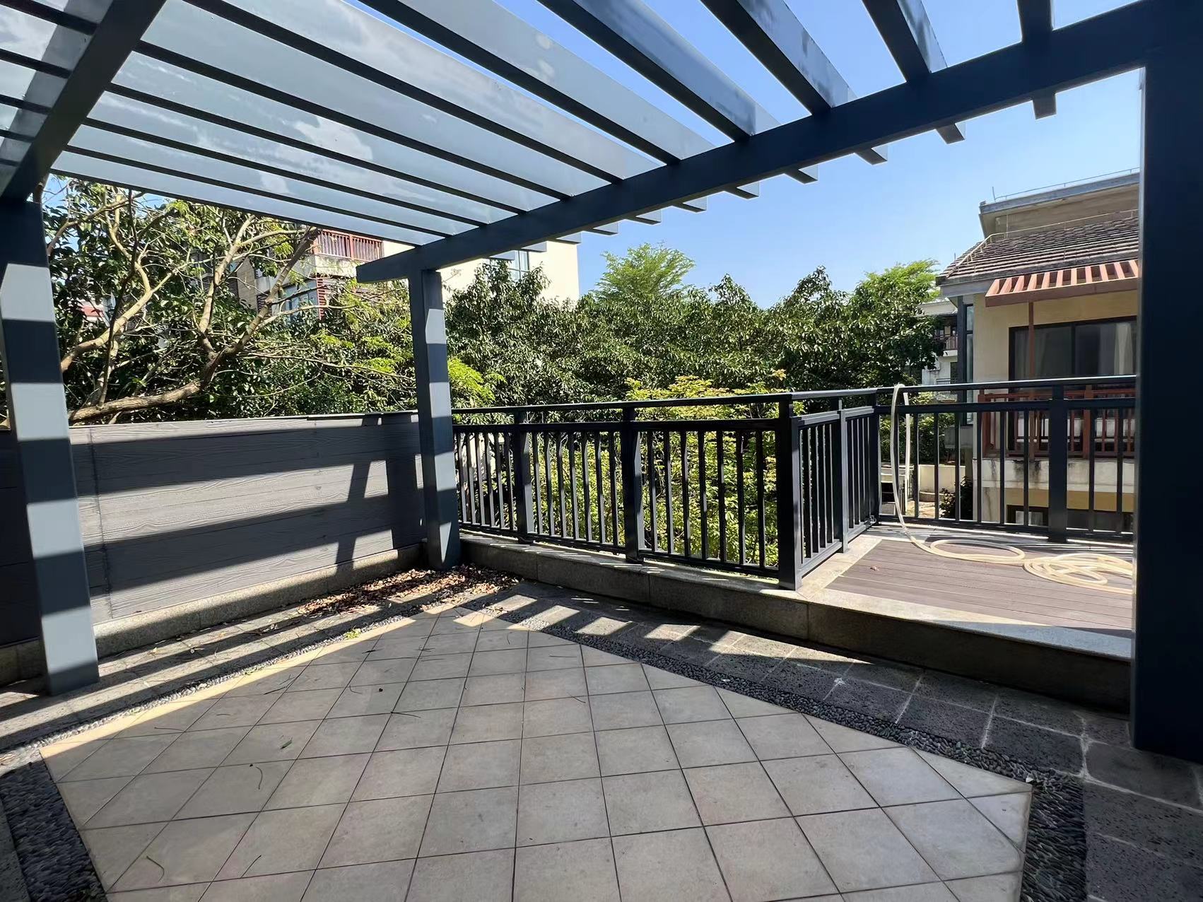 万科浪琴湾 6室2厅3卫 1469.0万 万科浪琴湾 6室2厅3卫 1469.0万室内图