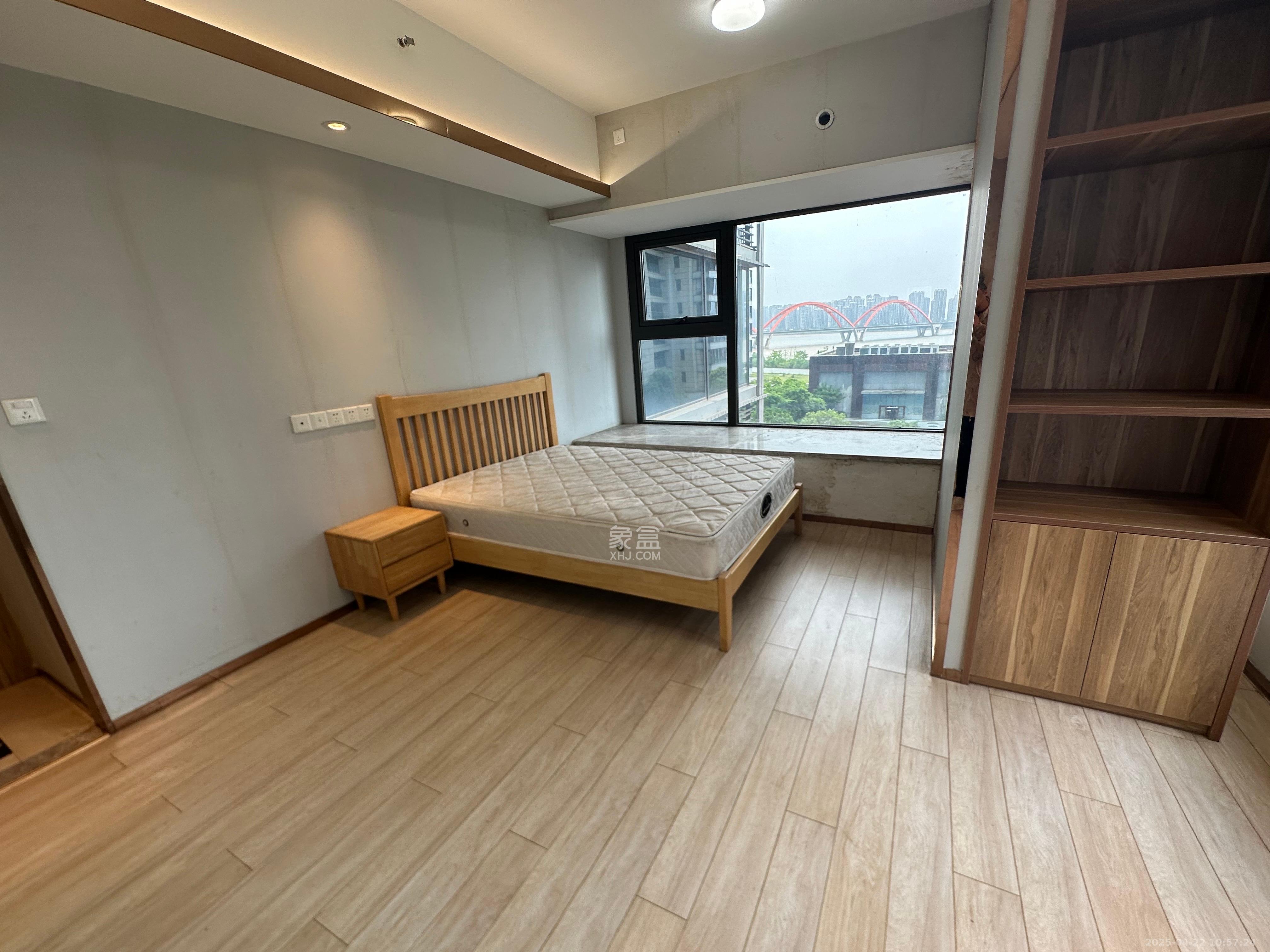 远洋外滩壹号  1室1厅1卫   2500.00元/月室内图