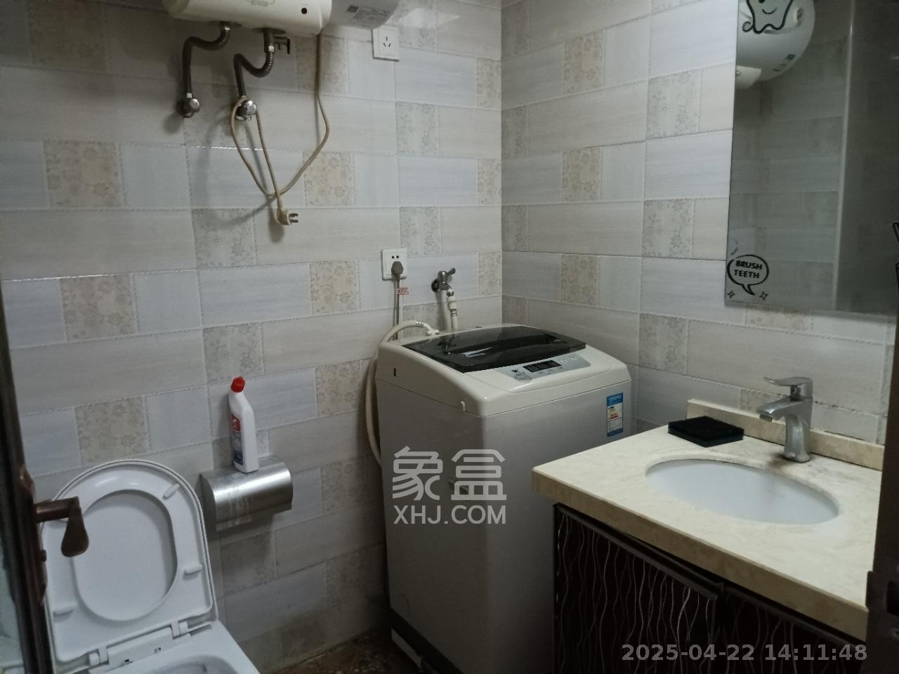 达美D6区  1室1厅1卫   1550.00元/月室内图
