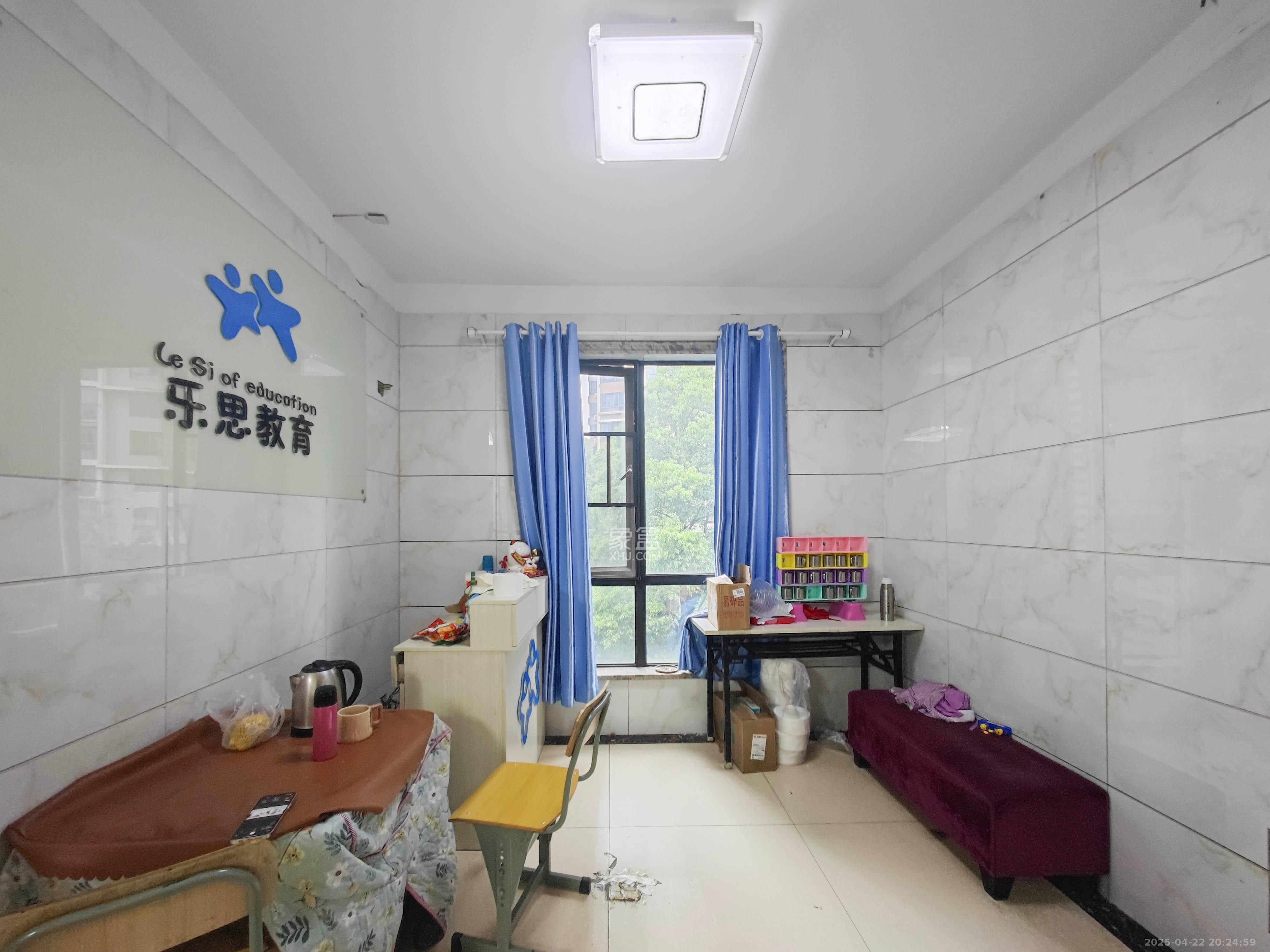 长房南屏锦源  4室2厅2卫   110.00万其他