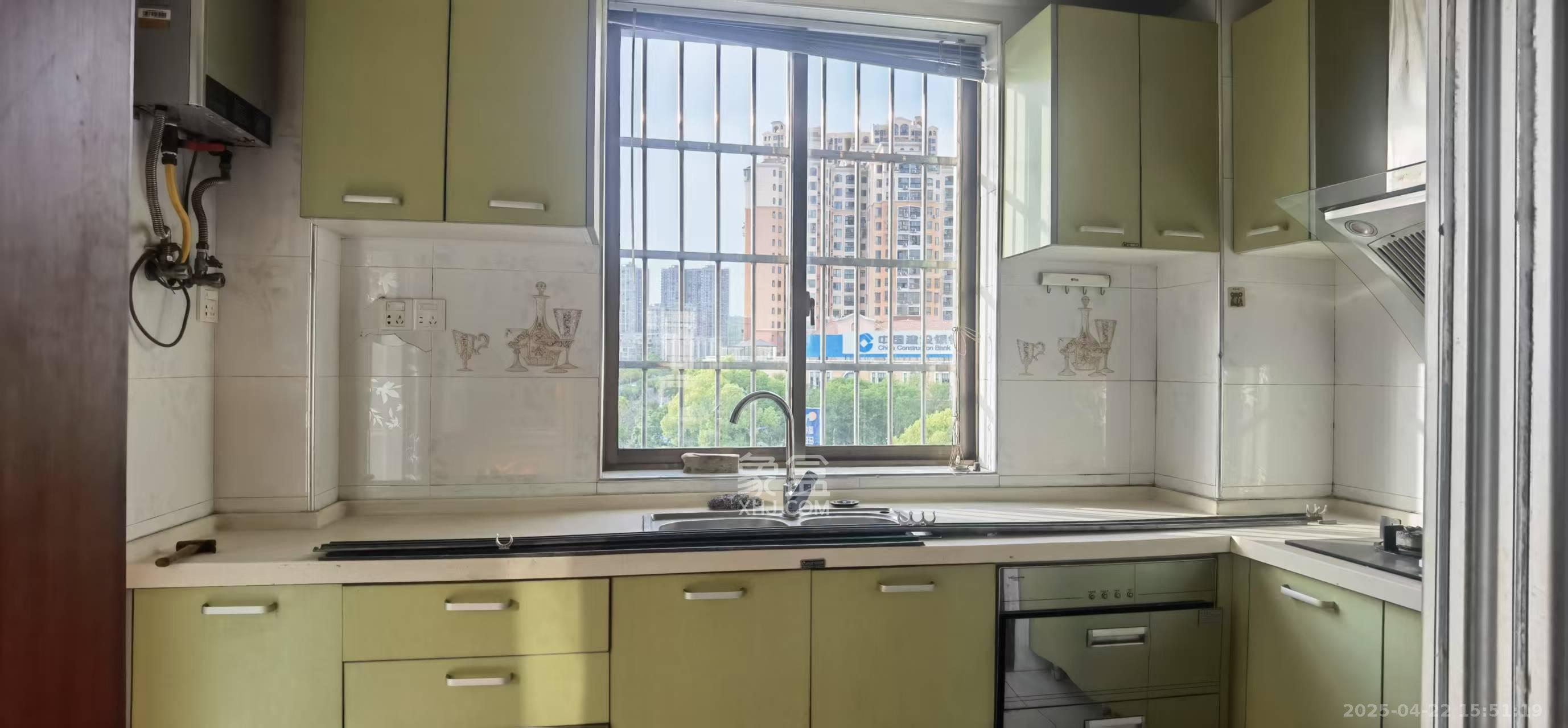 裕园小区(含浦) 3室2厅2卫 1400.0元/月 裕园小区(含浦) 3室2厅2卫 1400.0元/月室内图