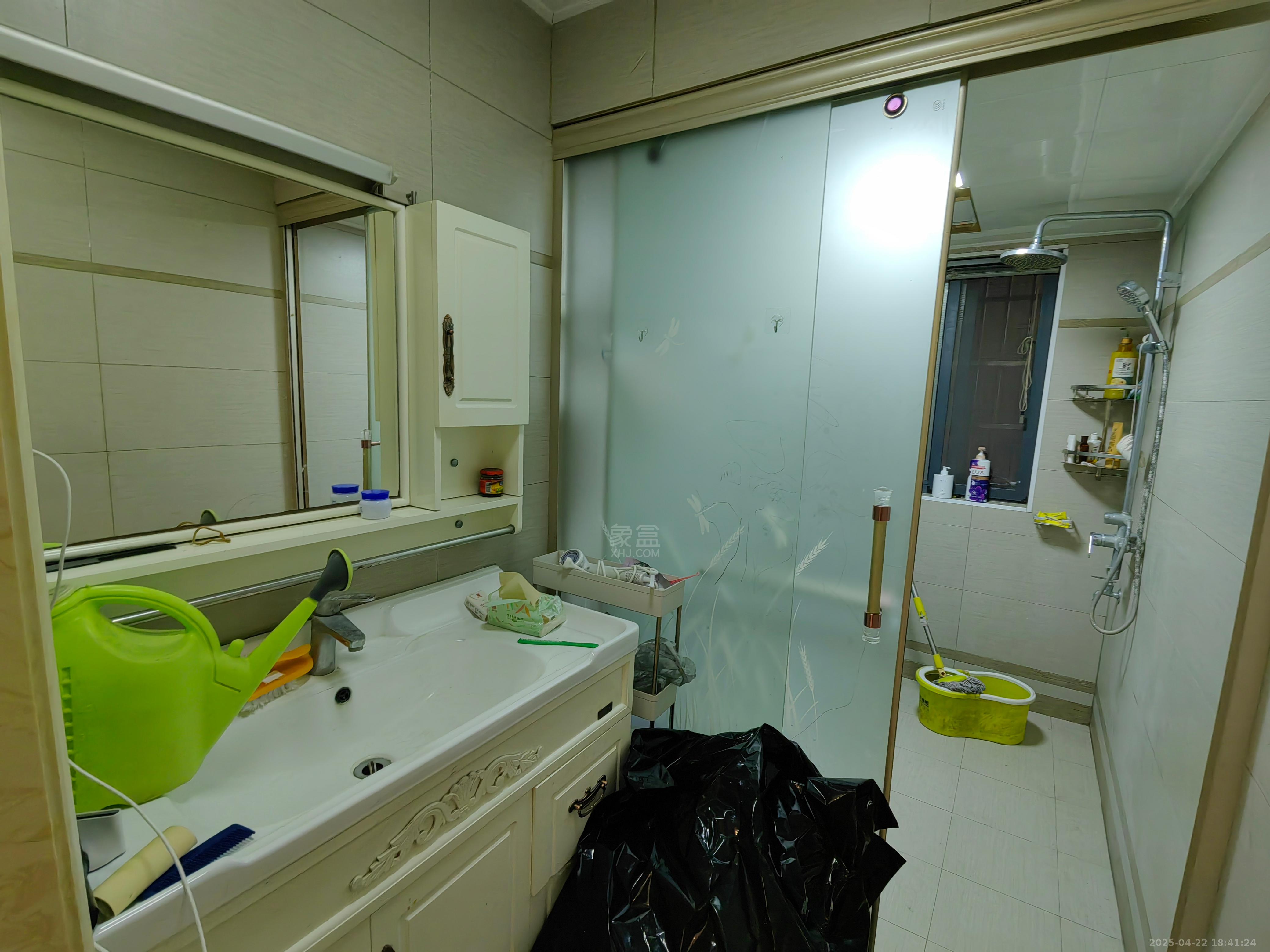 时代云龙城小区 3室2厅2卫 1500.0元/月 时代云龙城小区 3室2厅2卫 1500.0元/月室内图