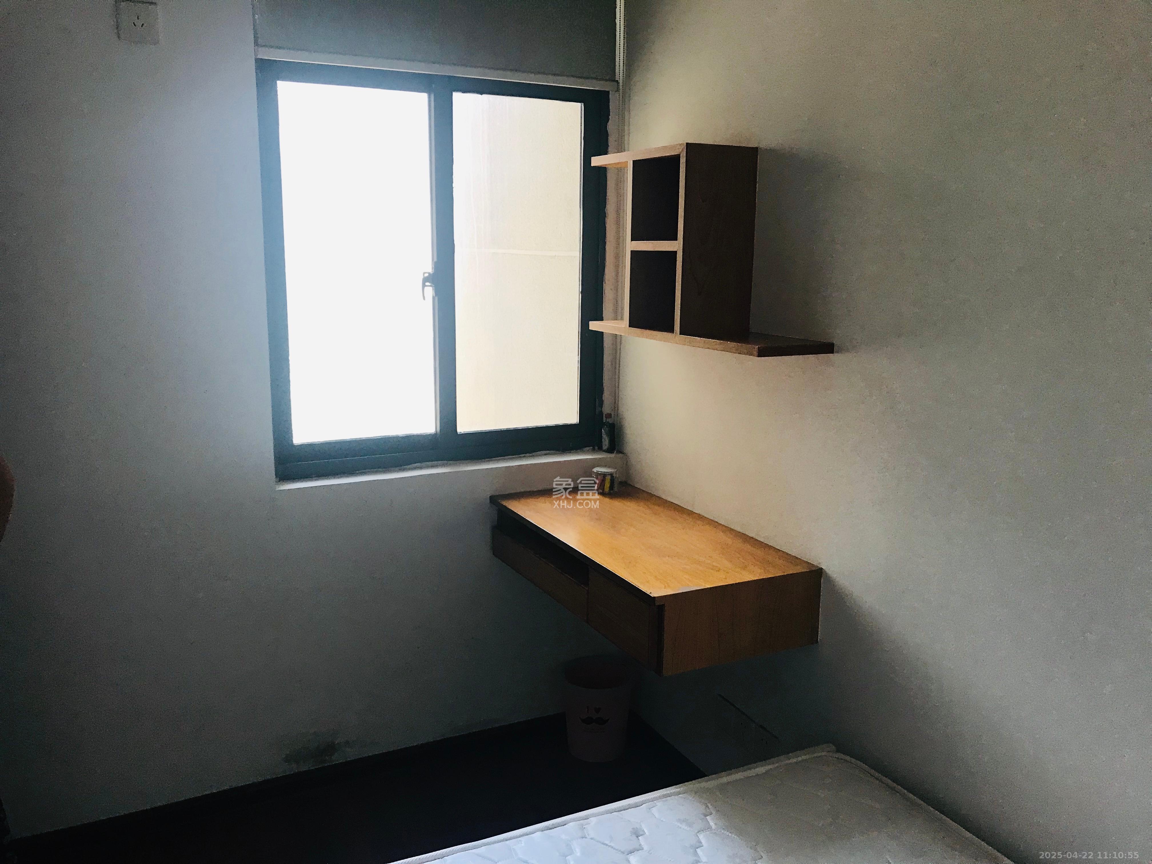 青园  2室2厅1卫   2400.00元/月室内图